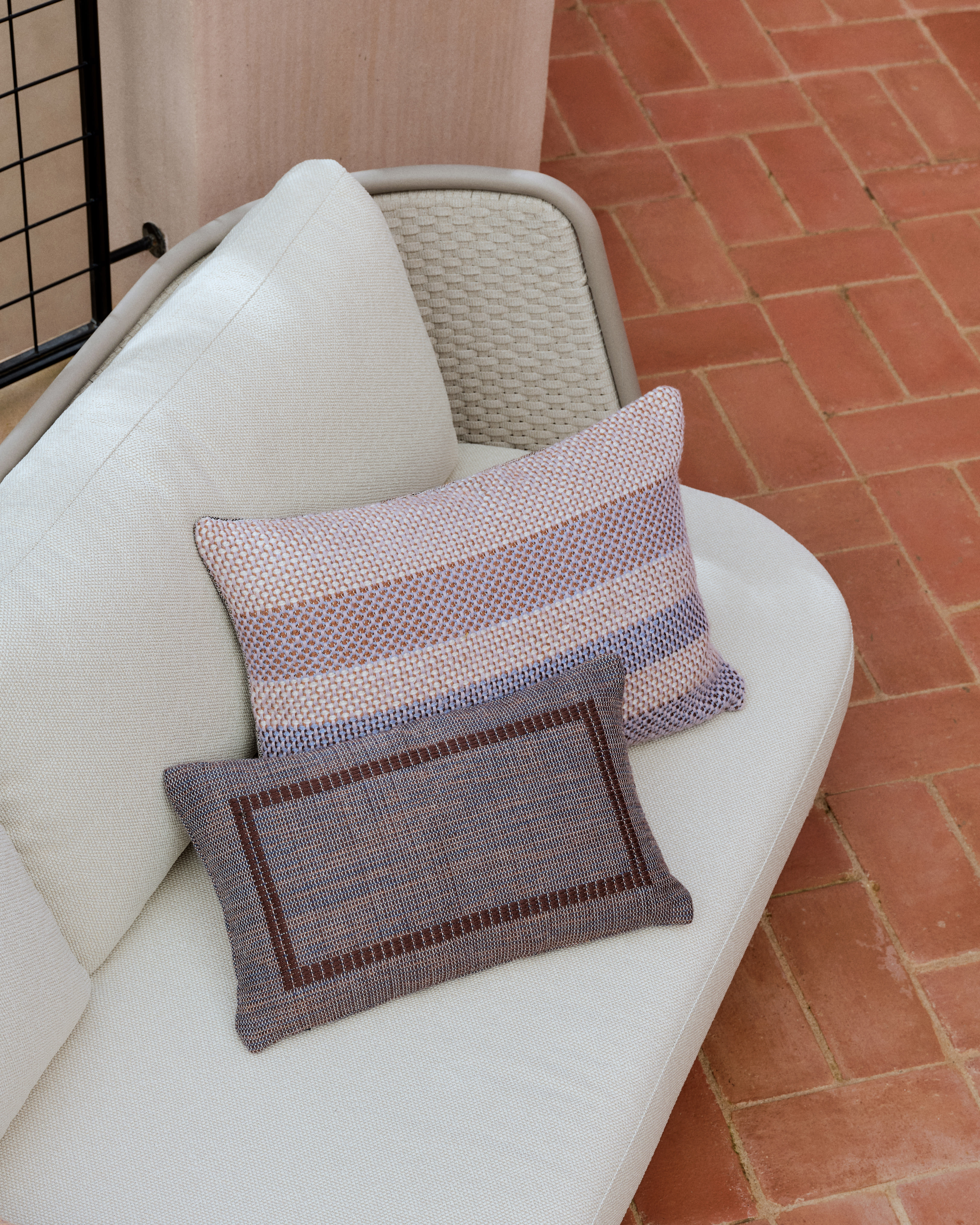 Sedalis outdoor 3-seater sofa in aluminium and taupe rope cord 210cm
