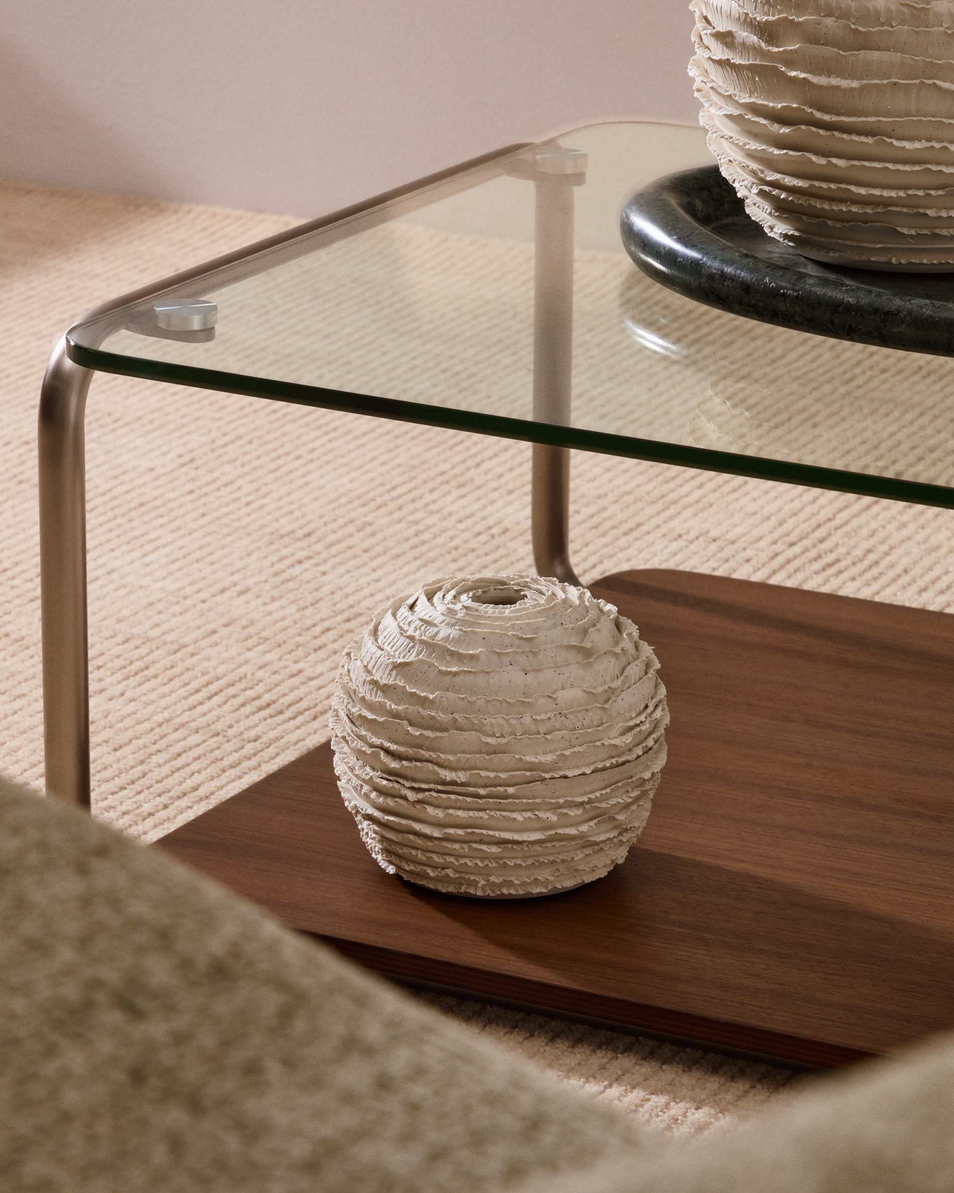 Evania vase in beige ceramic 15,5 cm