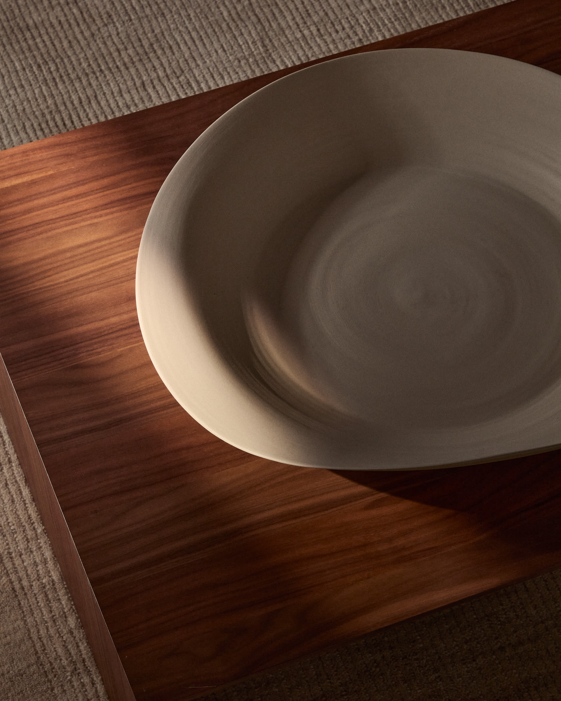 Ebenor beige ceramic centerpiece Ø50 cm
