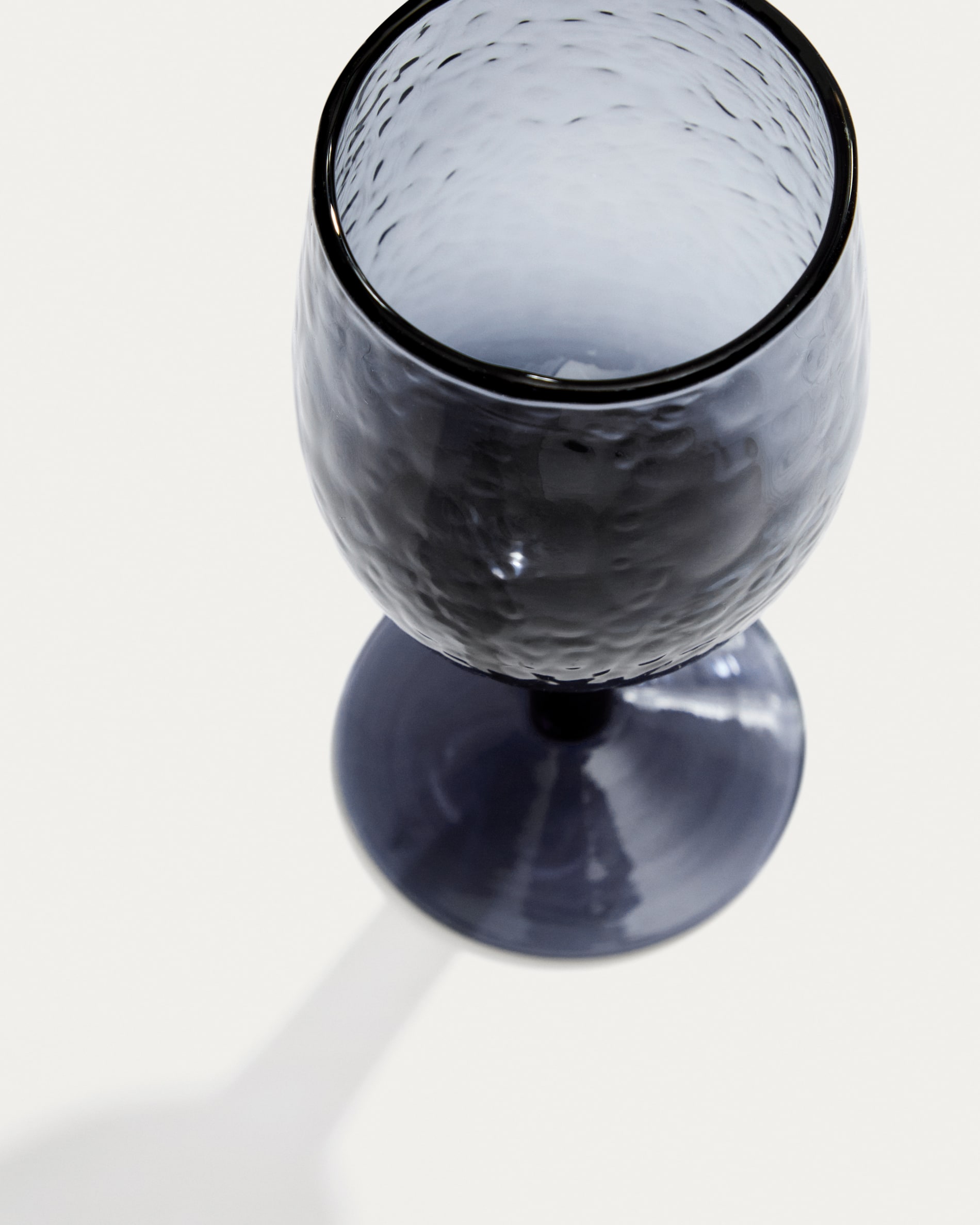 Sileia wine glass made of blue recycled glass