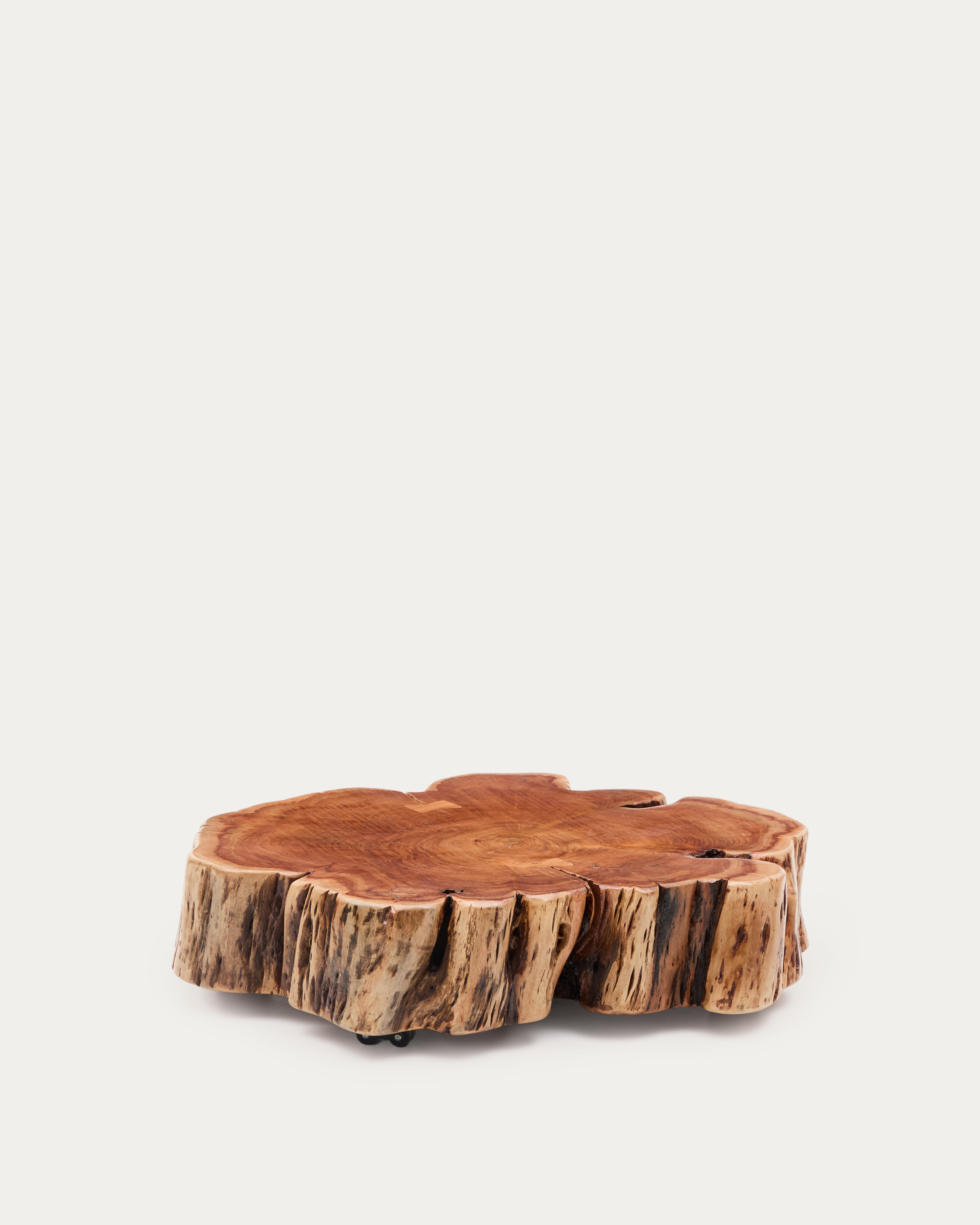 Tavine coffee table in solid acacia wood with bleached finish with wheels Ø65cm