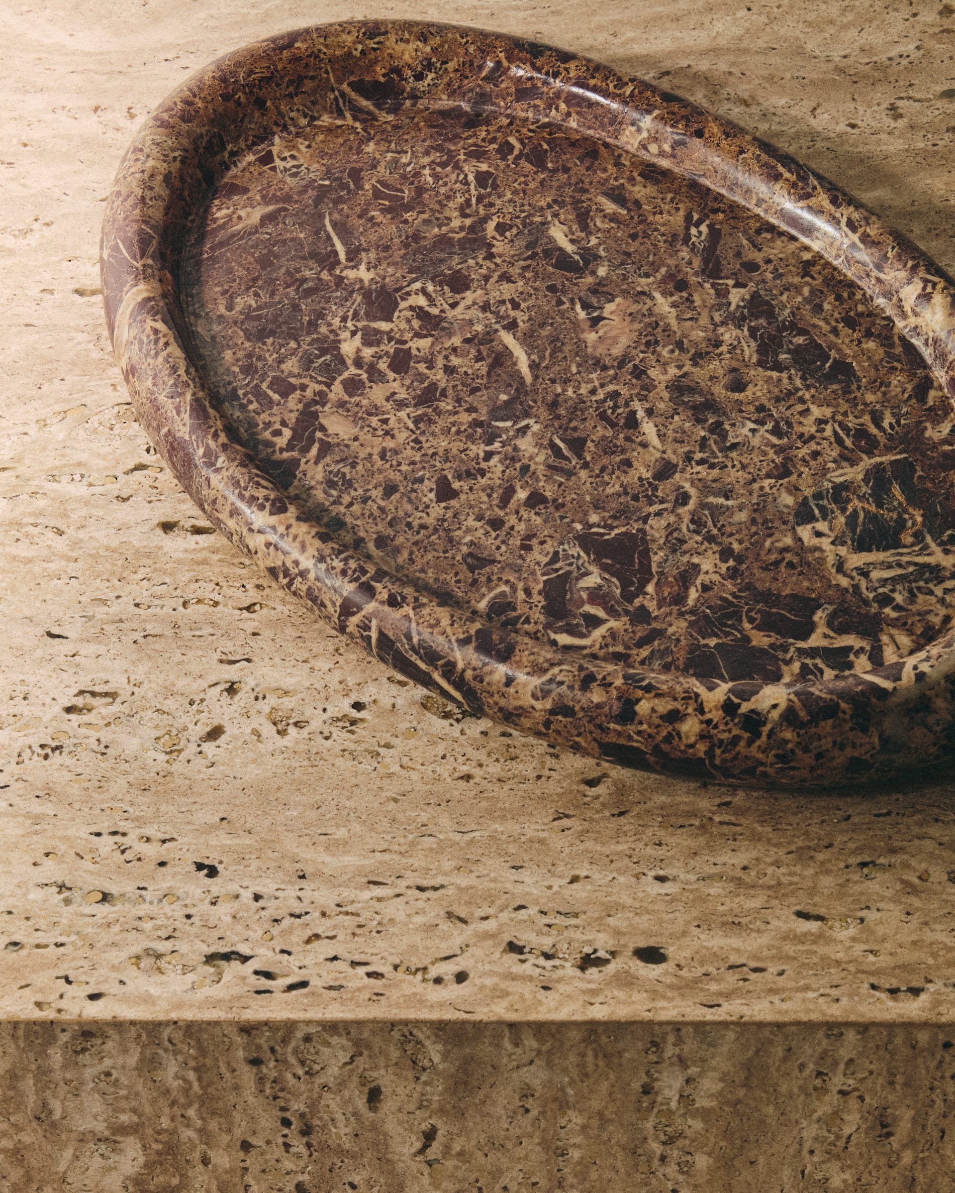 Lenorel tray in maroon marble 43 x 28 cm