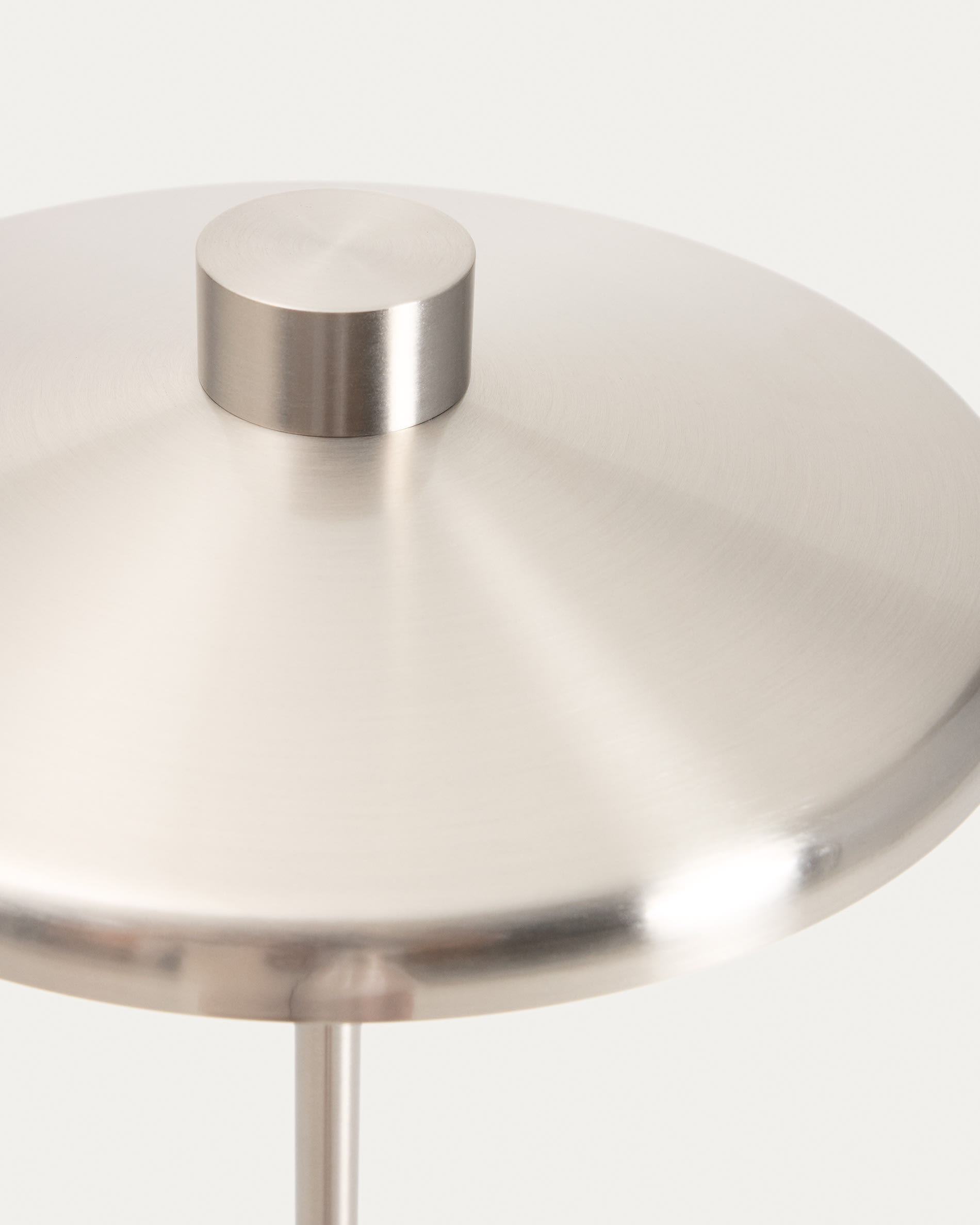 Nuvira floor lamp in light grey brushed metal