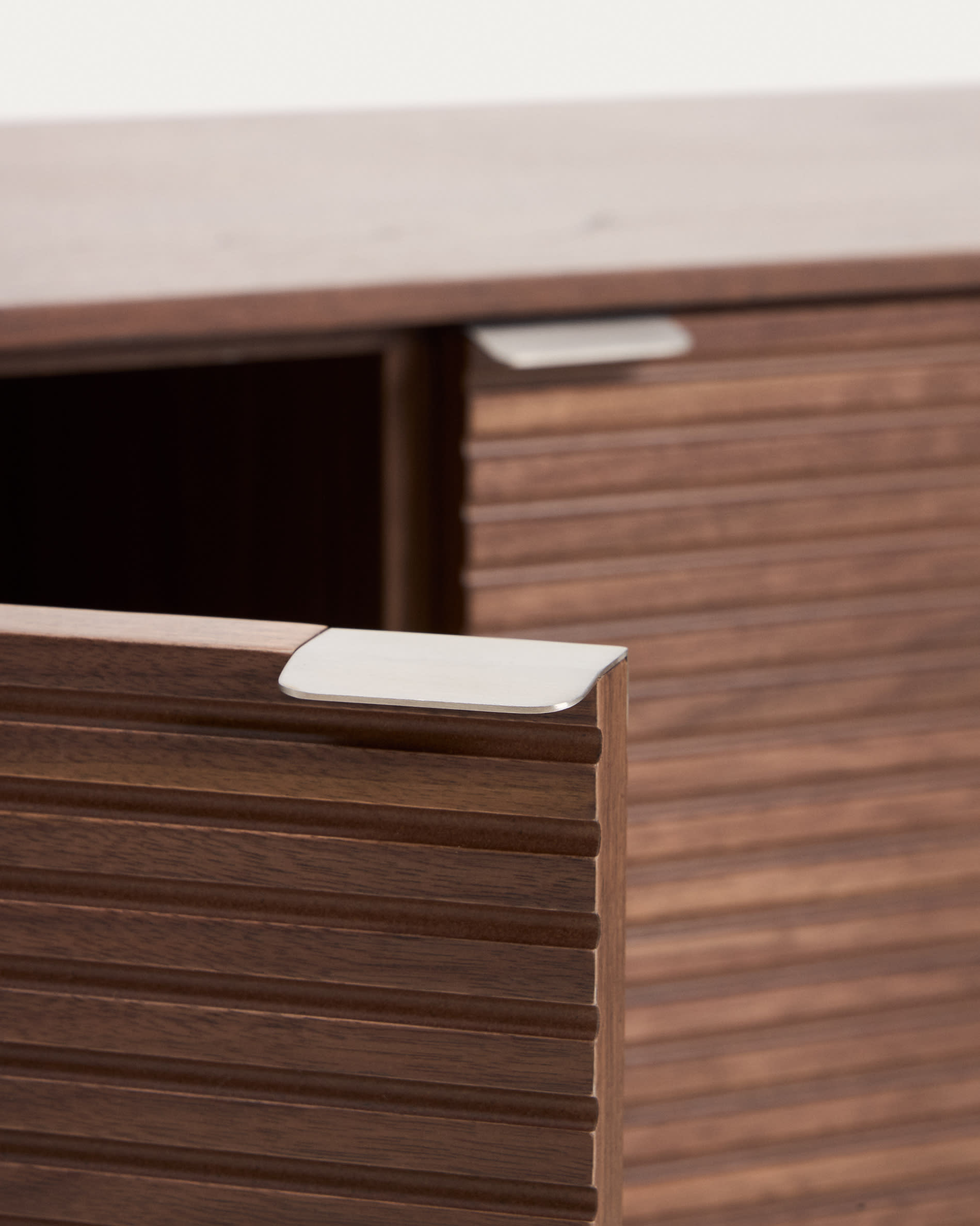 Norlen 4-door TV stand in walnut veneer FSC Mix Credit 200 x 46 cm