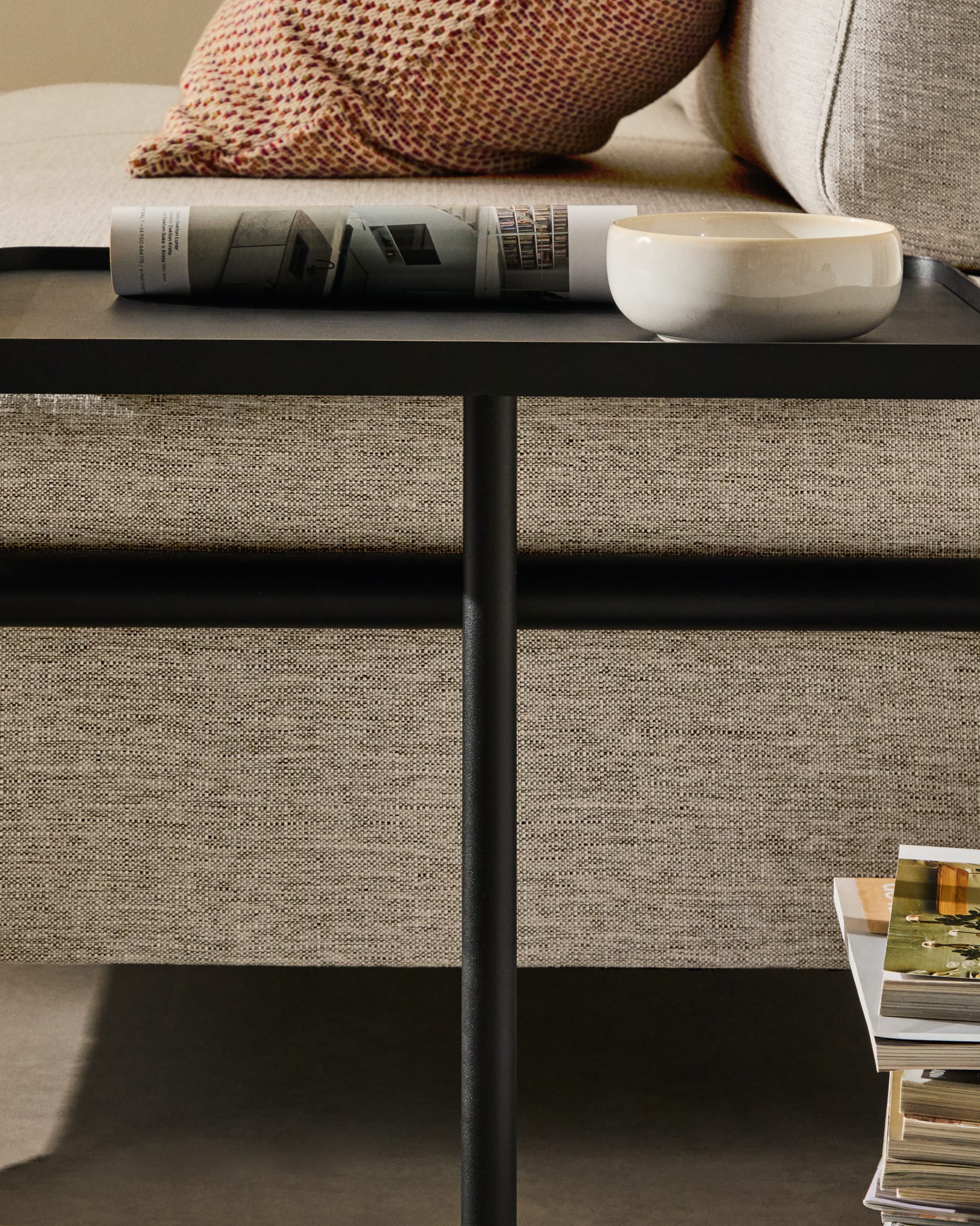 Compo 2-seater greige sofa with large tray table and black metal frame 200 cm FSC Mix Credit
