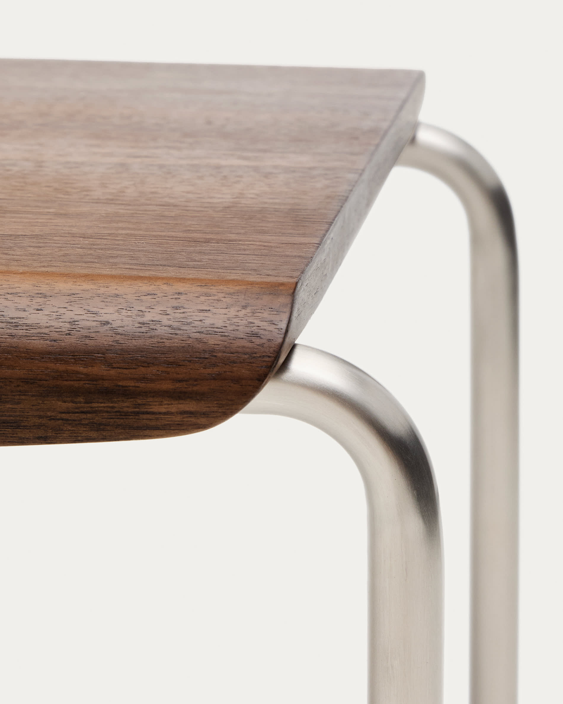 Tarsel bench in walnut veneer with brushed stainless steel structure 142cm