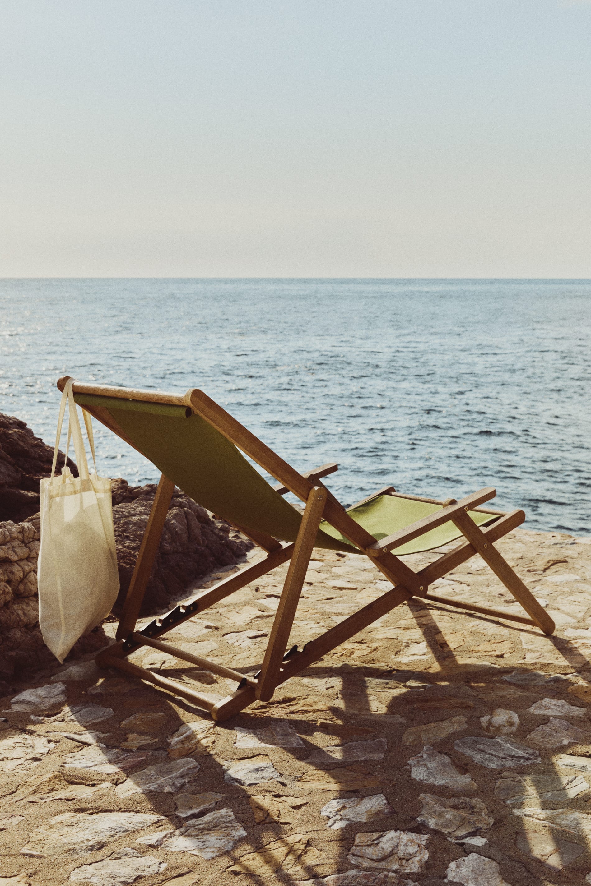 Vilara green outdoor folding deck chair made of FSC 100% solid acacia wood