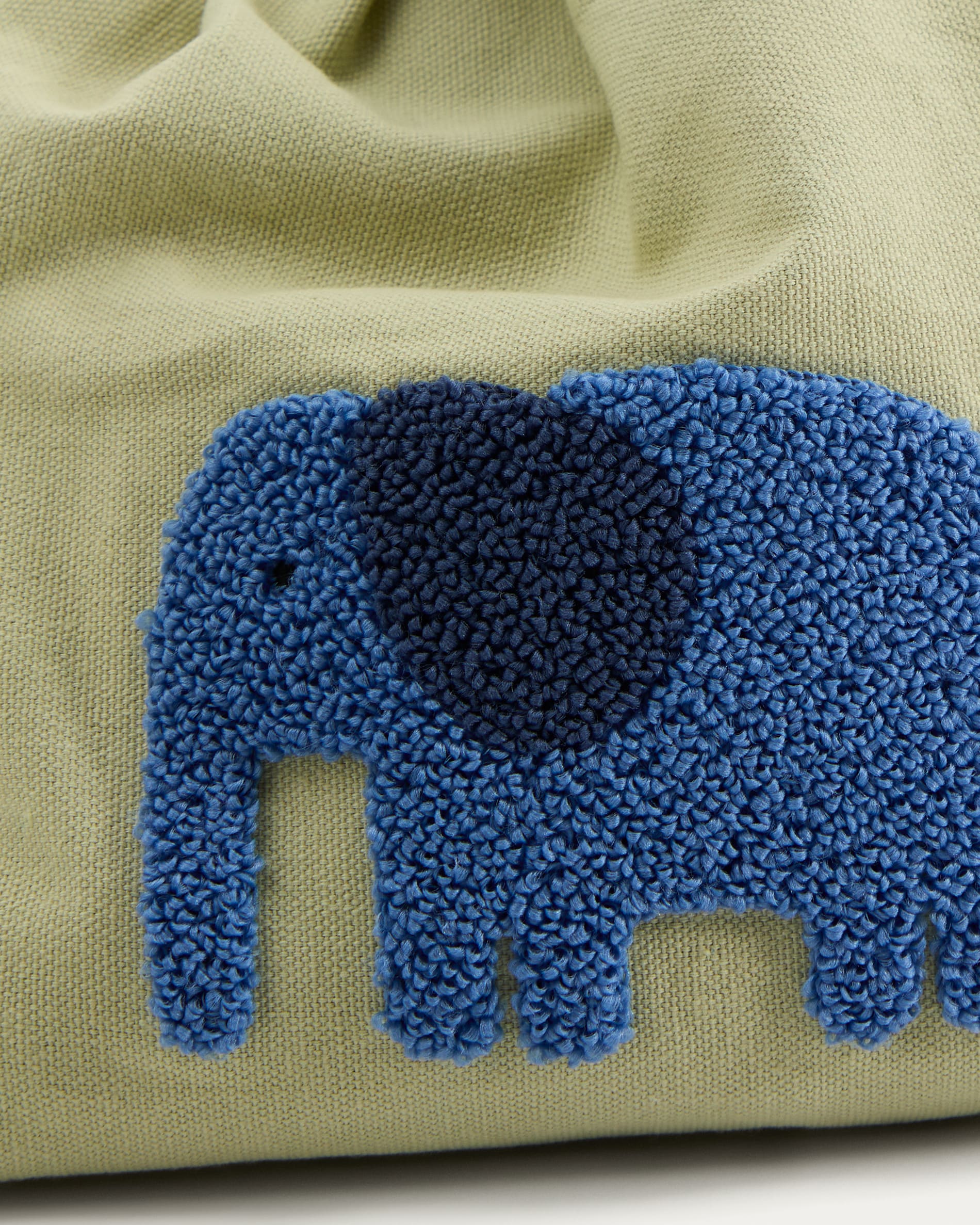 Tandani set of 2 beige and green cotton bags with embroidered blue elephant
