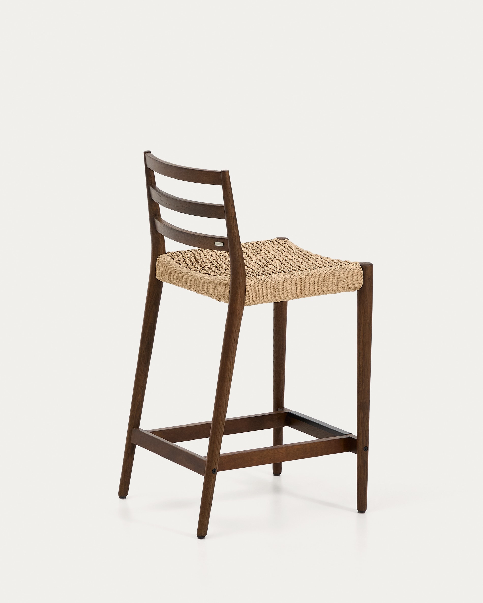 Analy stool with backrest in solid oak wood with walnut finish and rope seat, 65 cm, FSC Mix Credit