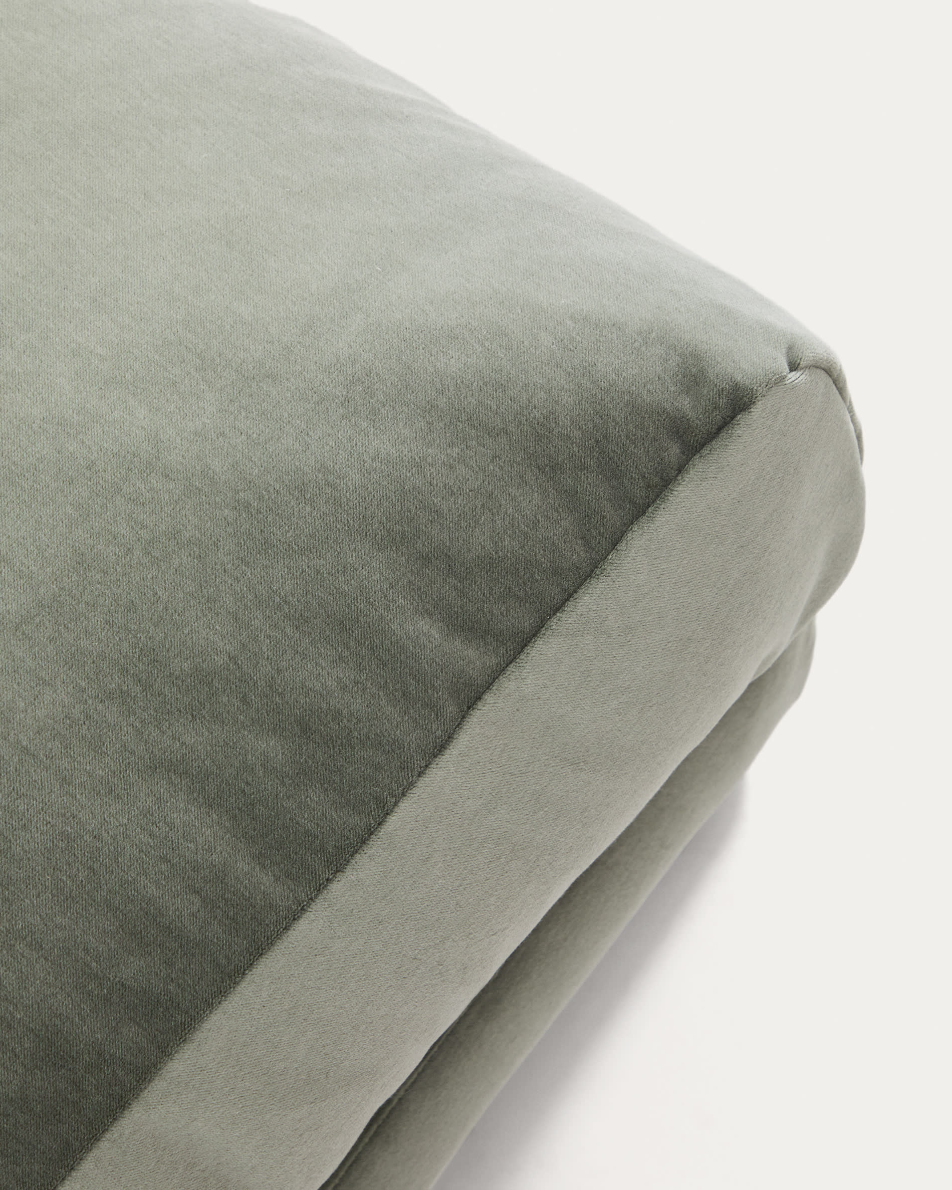 Veliro footrest in green velvet with steel legs with black finish 85 x 90 cm FSC Mix Credit