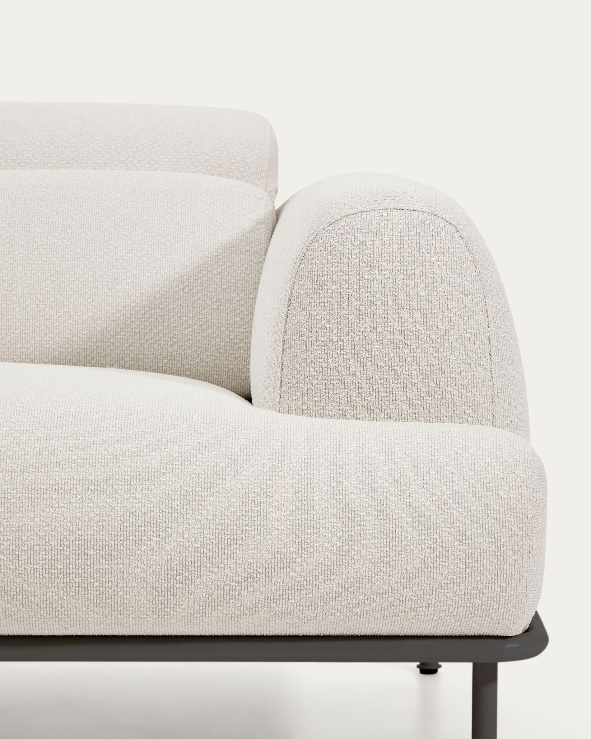 Aurum 3-seater sofa in ecru chenille with reclining headrest and matte grey metal base 234cm FSC Mix Credit