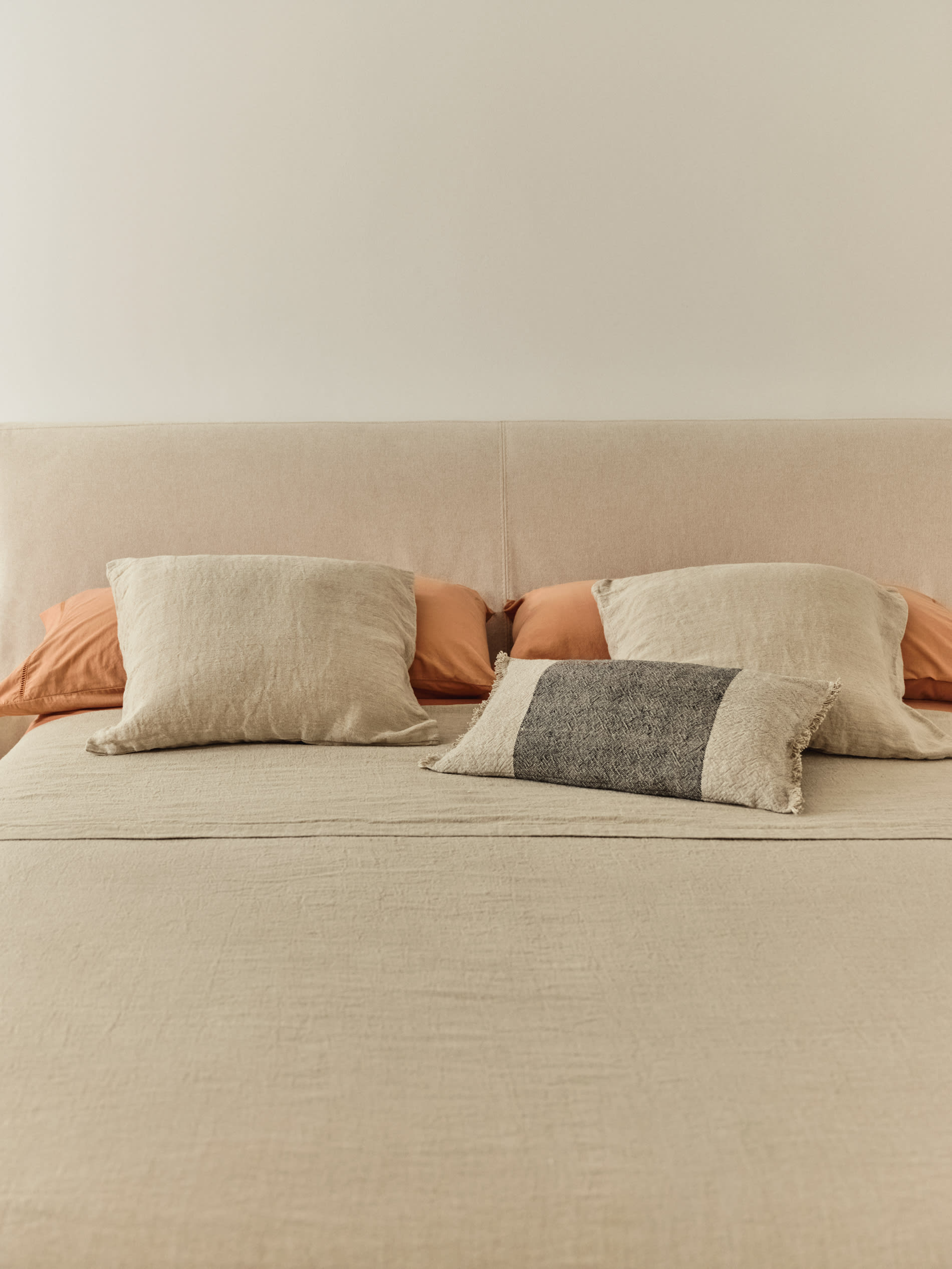 Tandi beige 100% linen bedspread for 150/160cm bed