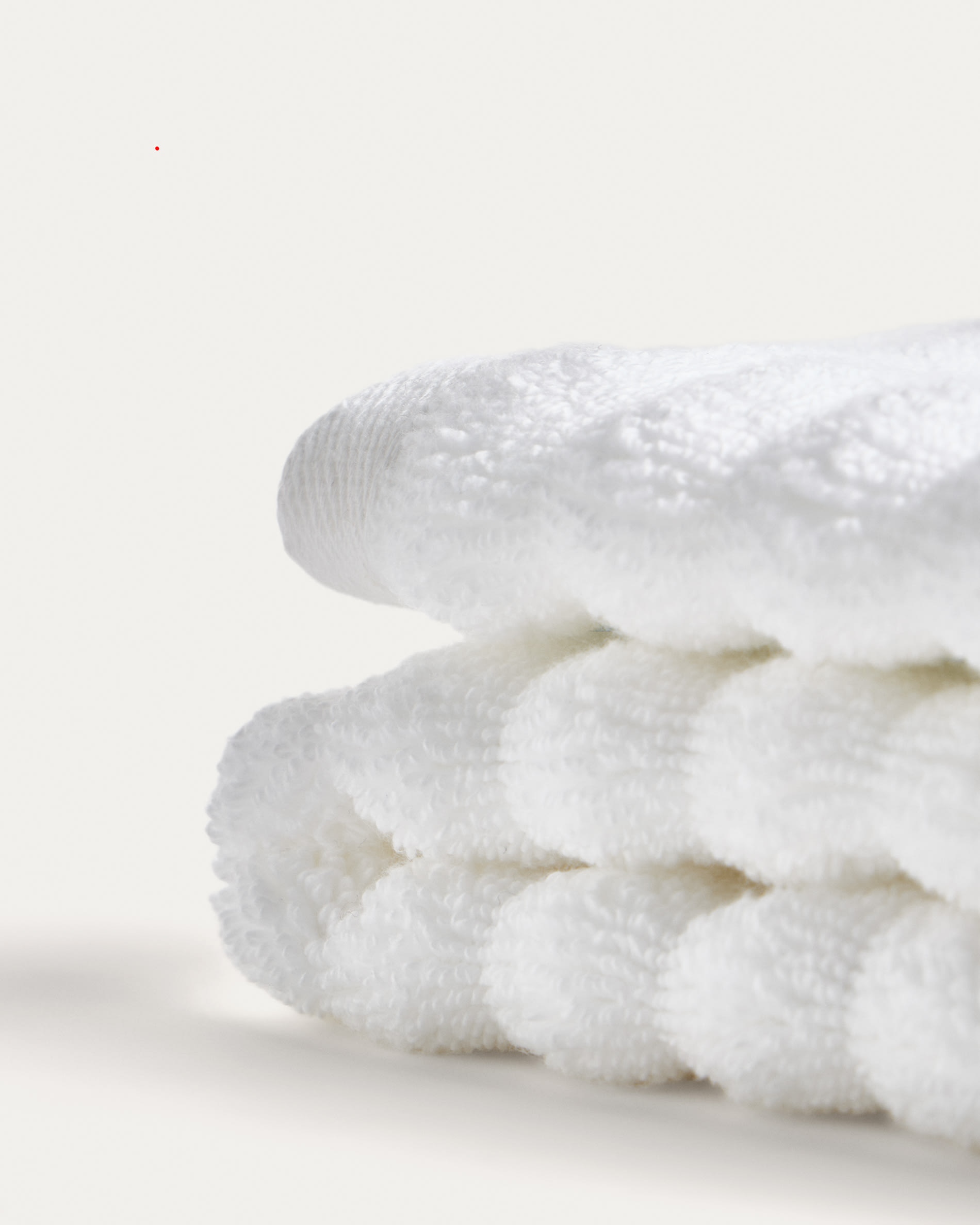 Navira 100% cotton white hand towel 50 x 90cm