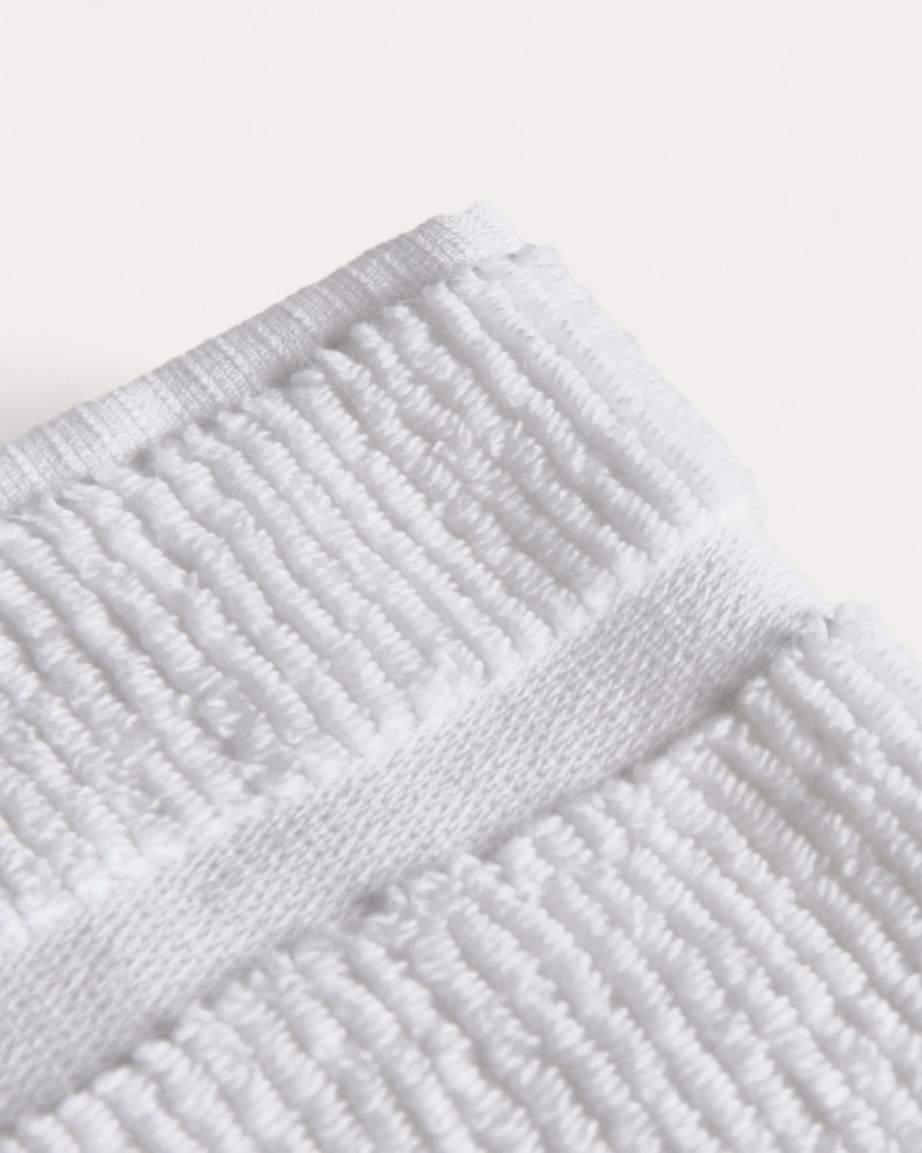 Olvira 100% cotton white jacquard hand towel 30 x 50cm