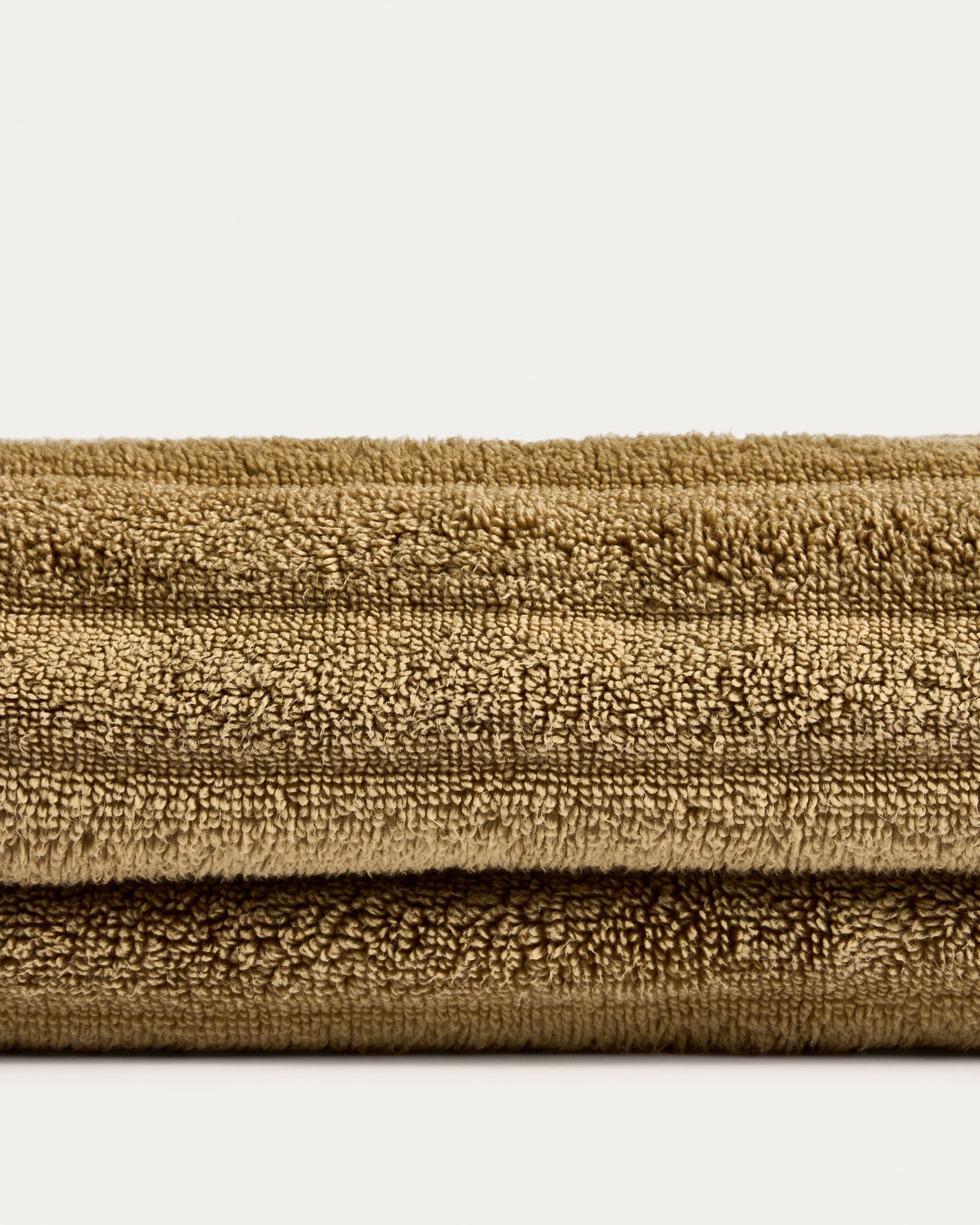 Navira 100% cotton light green bath towel 70 x 140cm