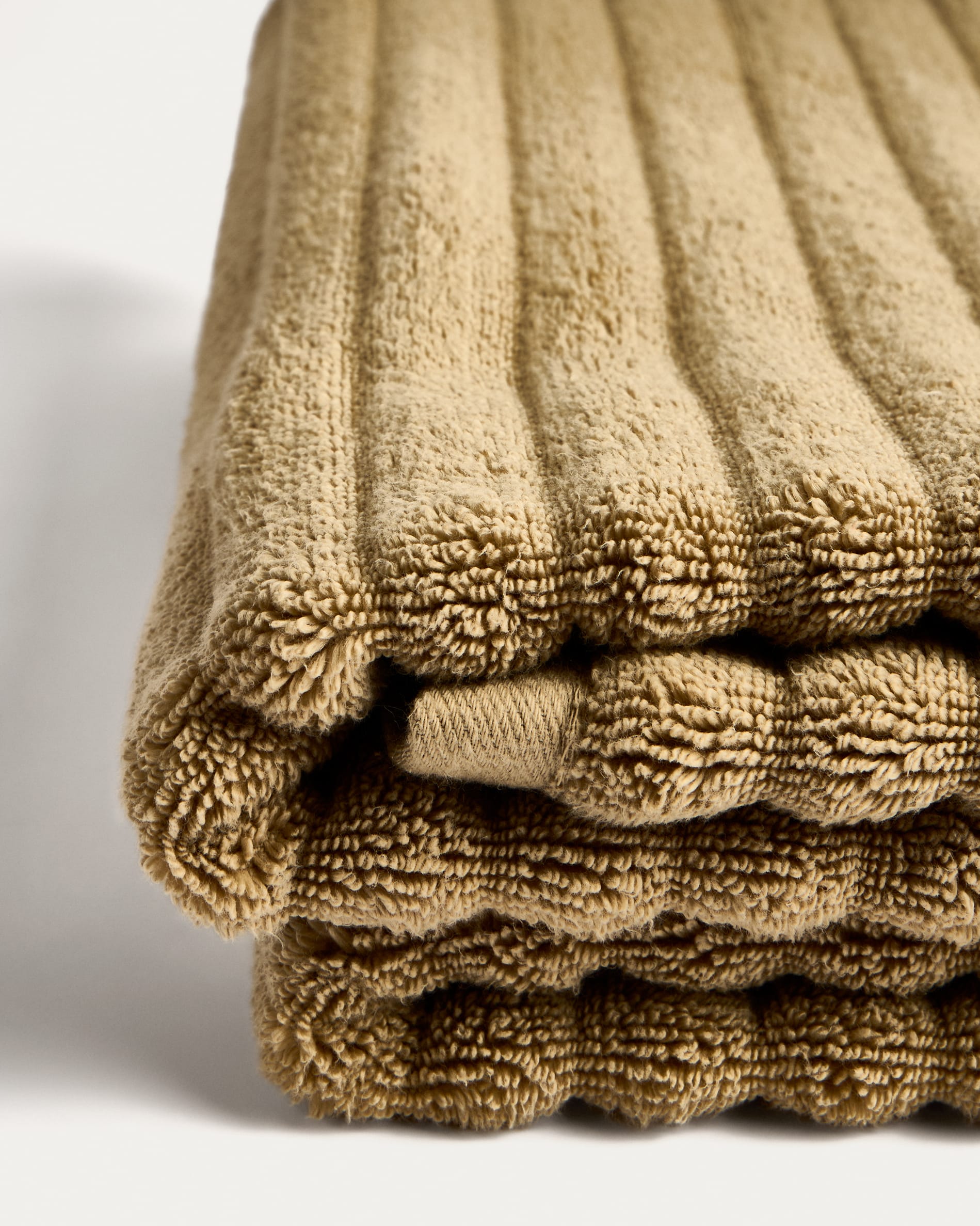 Navira 100% cotton light green bath towel 70 x 140cm