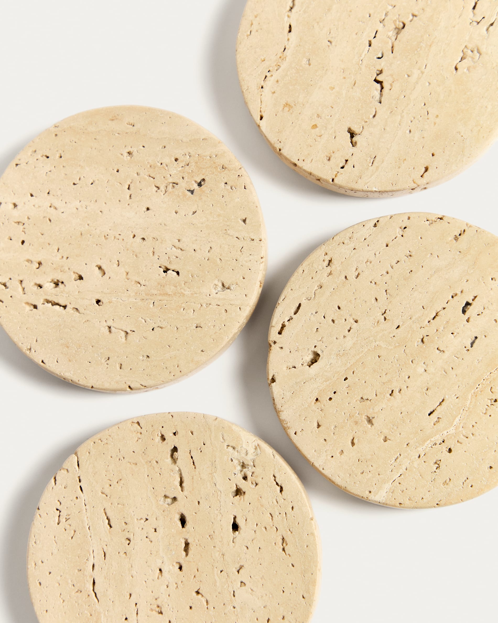 Zera set of 4 beige travertine coasters
