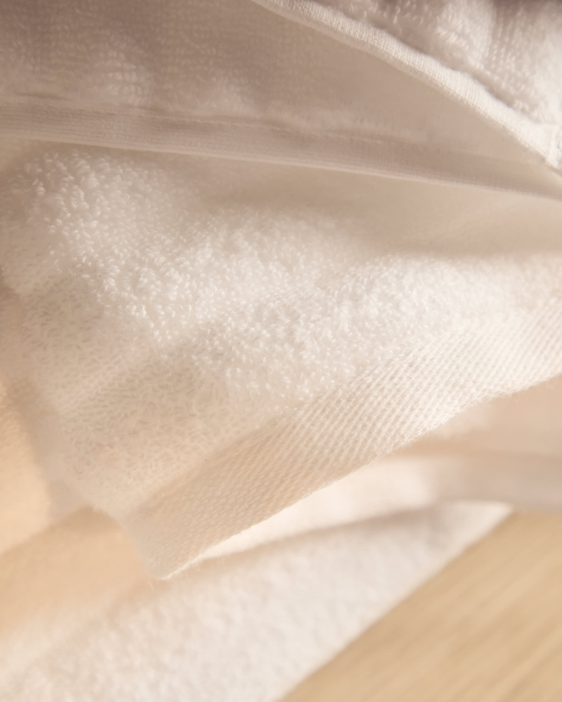 Navira 100% cotton white face towel 30 x 50cm