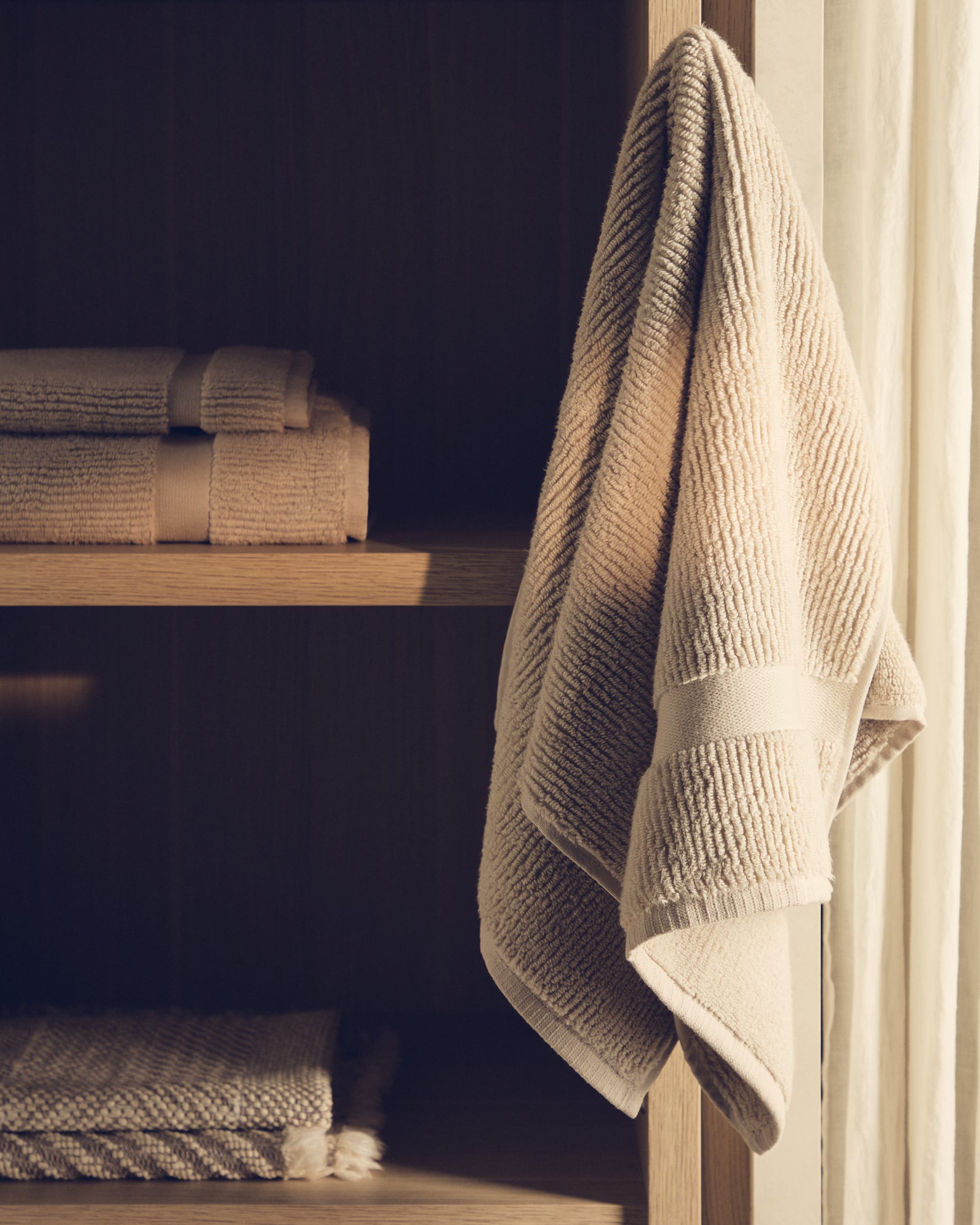 Olvira 100% cotton beige jacquard hand towel 50 x 90cm