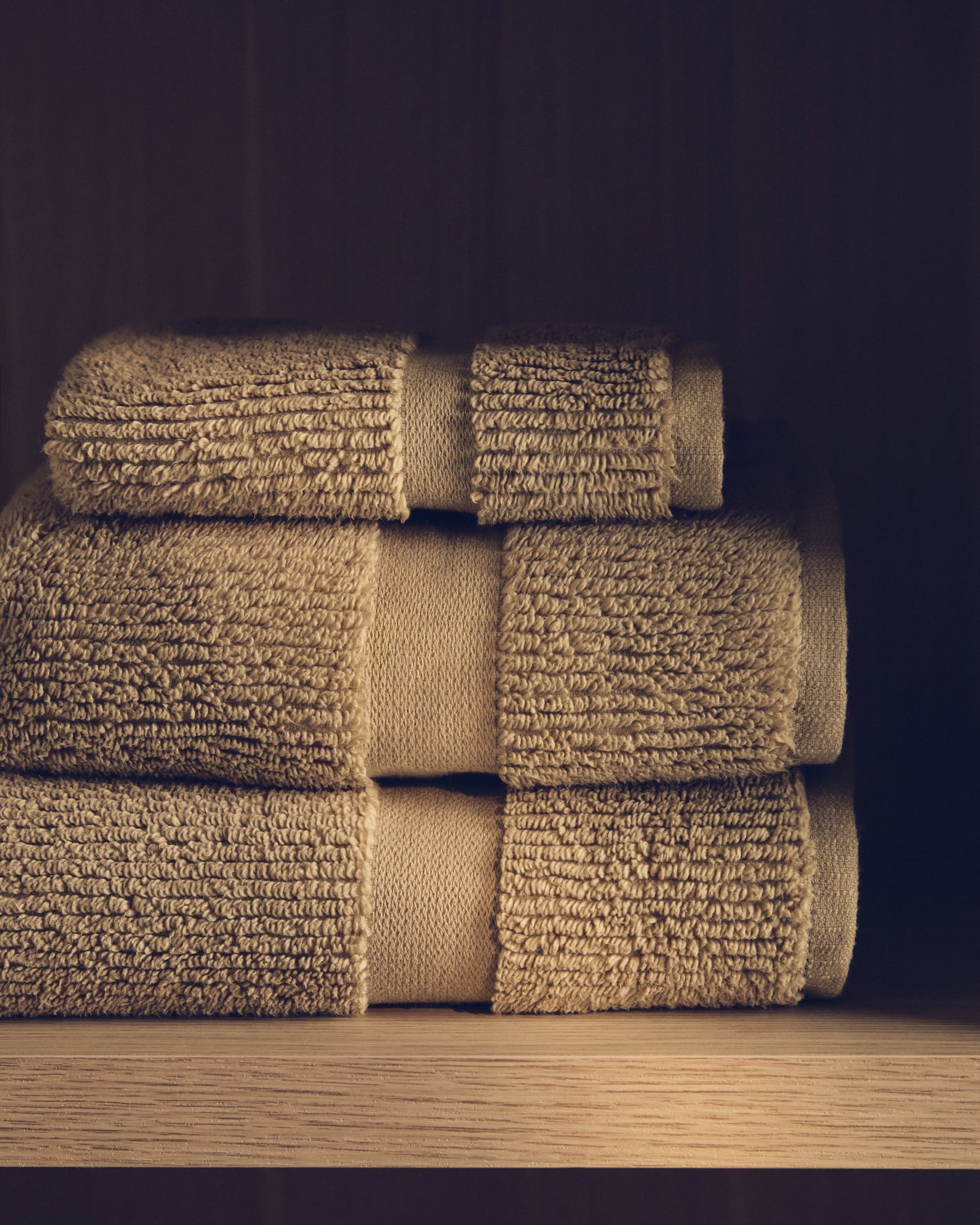Olvira 100% cotton dark green jacquard face towel 30 x 50cm