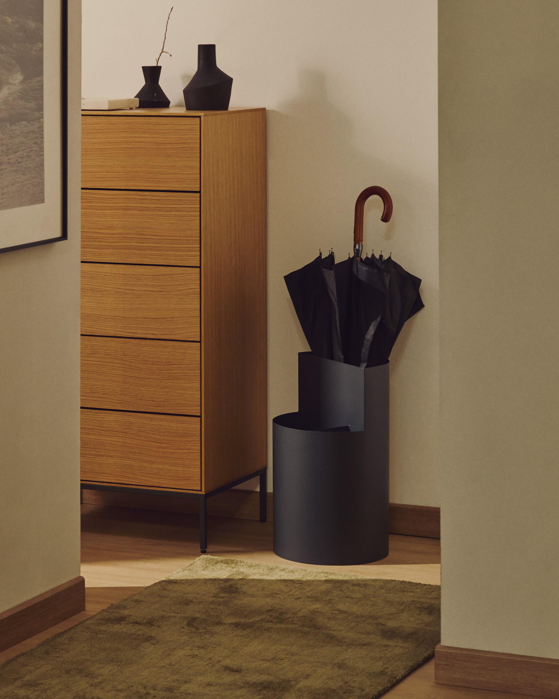 Atin dark grey metal large umbrella stand