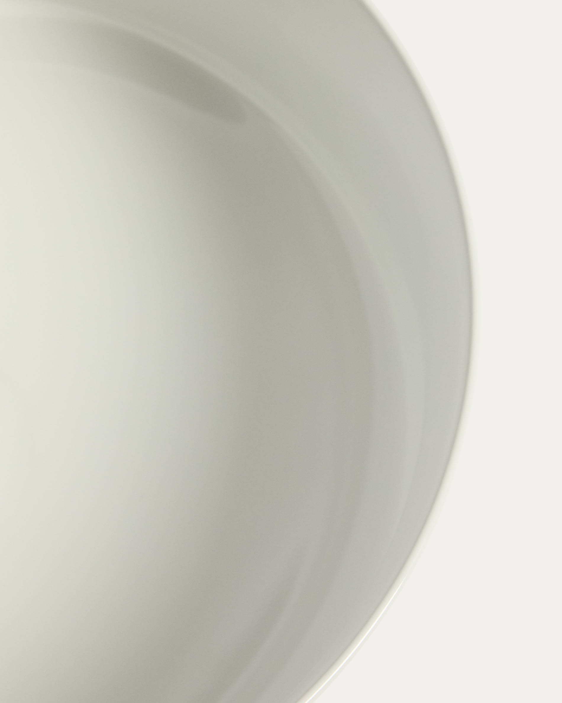 Ovara countertop basin in white glazed ceramic Ø 36 cm