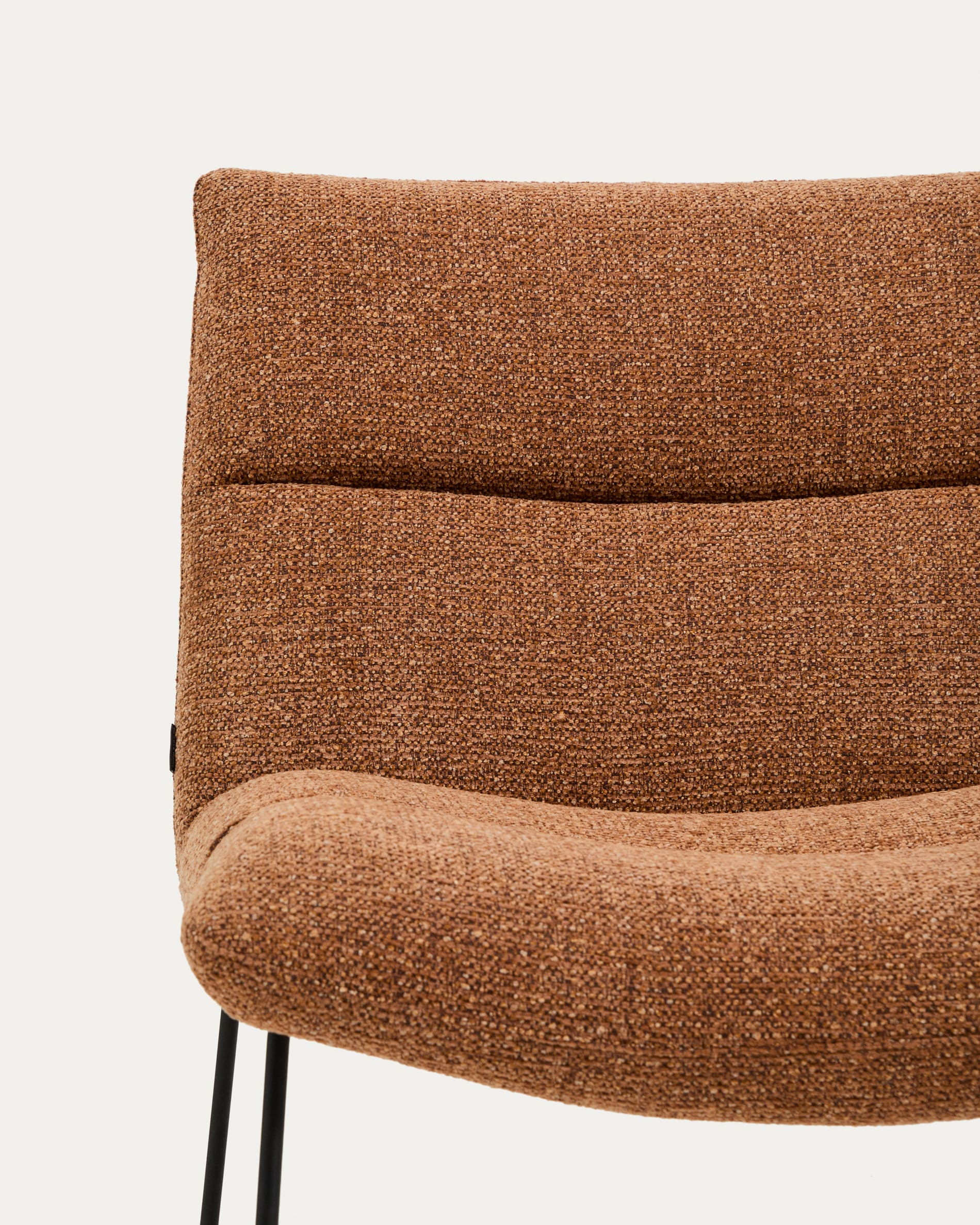 Asen terracotta chenille armchair with black steel legs FSC 100%