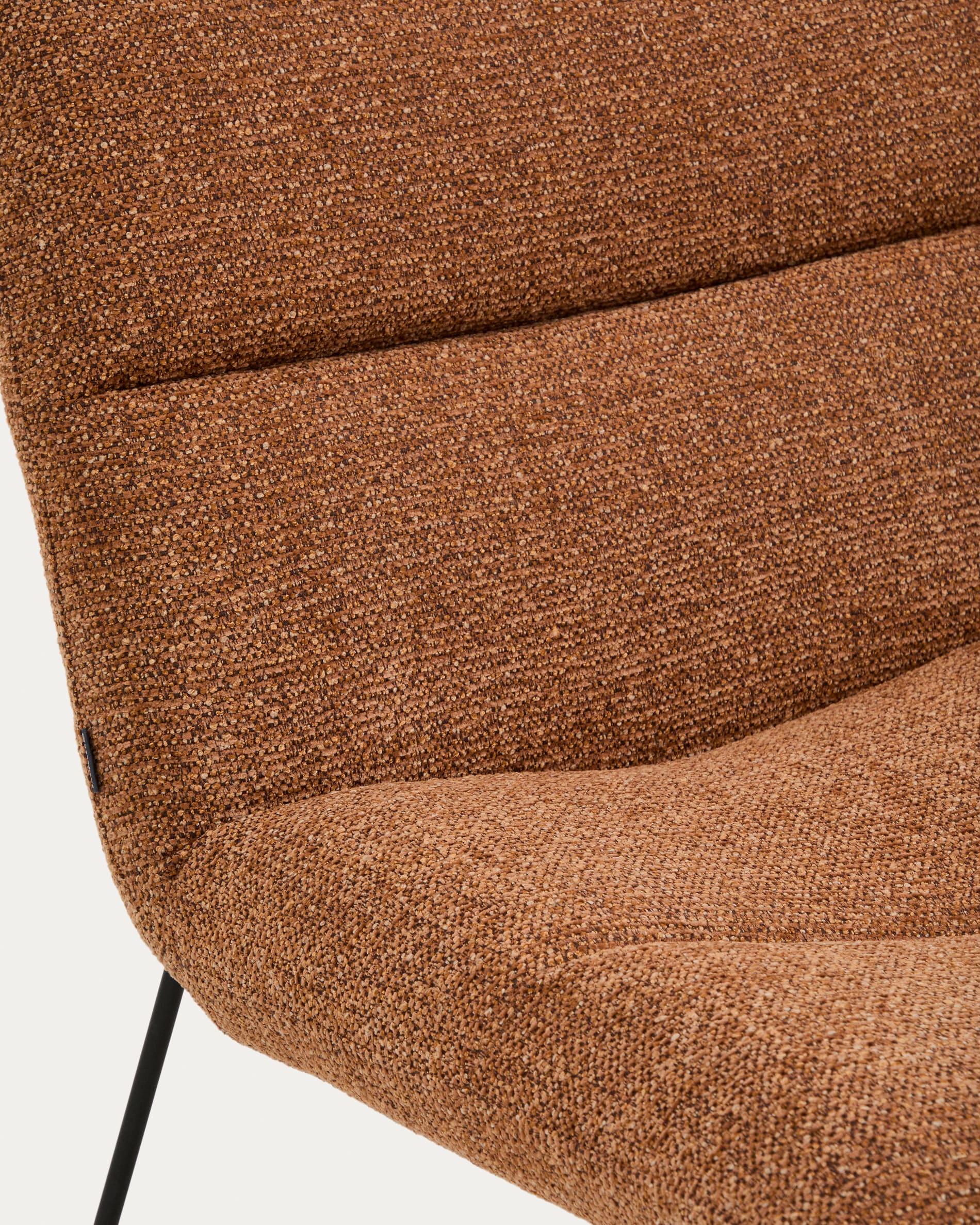 Asen terracotta chenille armchair with black steel legs FSC 100%