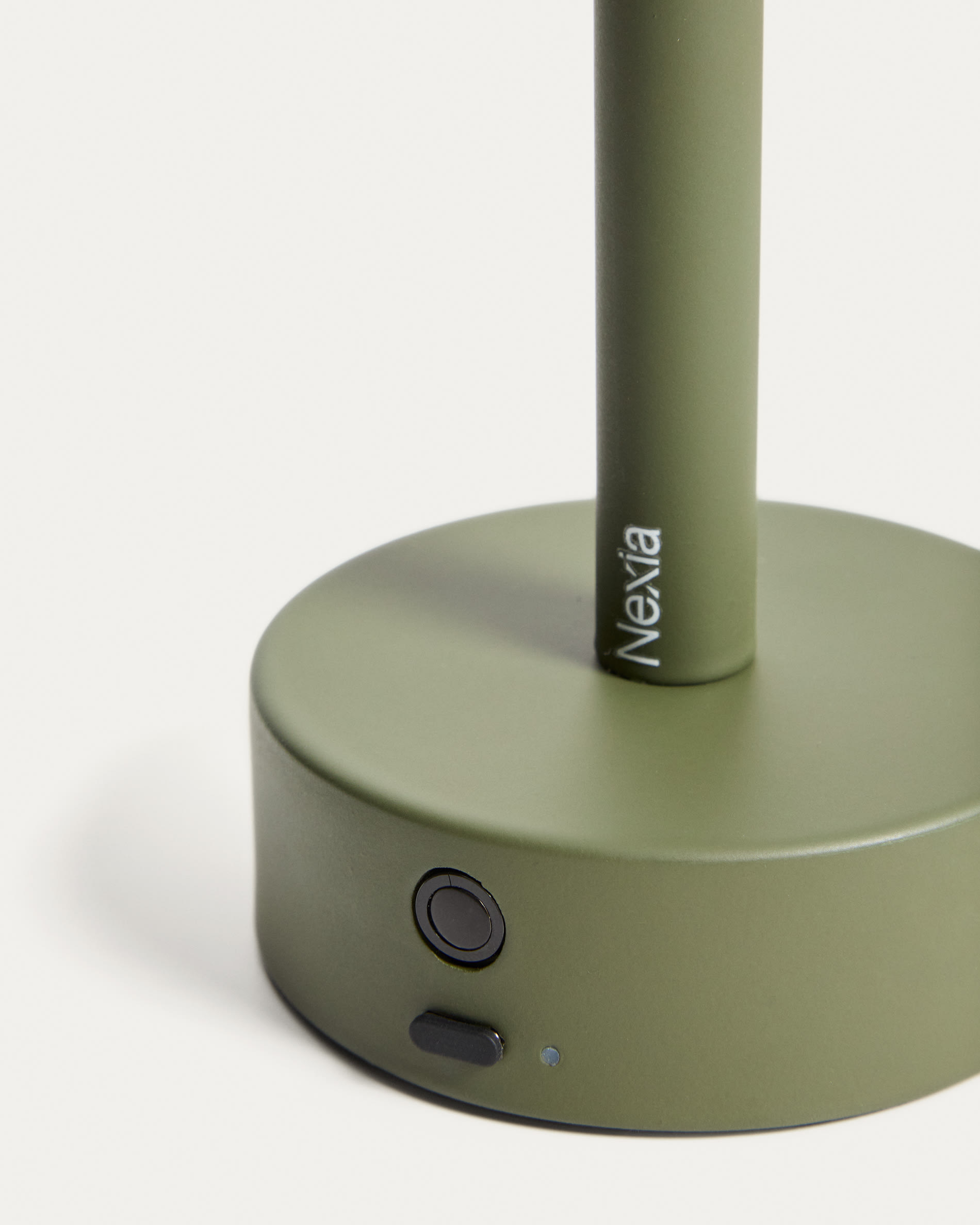 Bow green aluminium portable table lamp