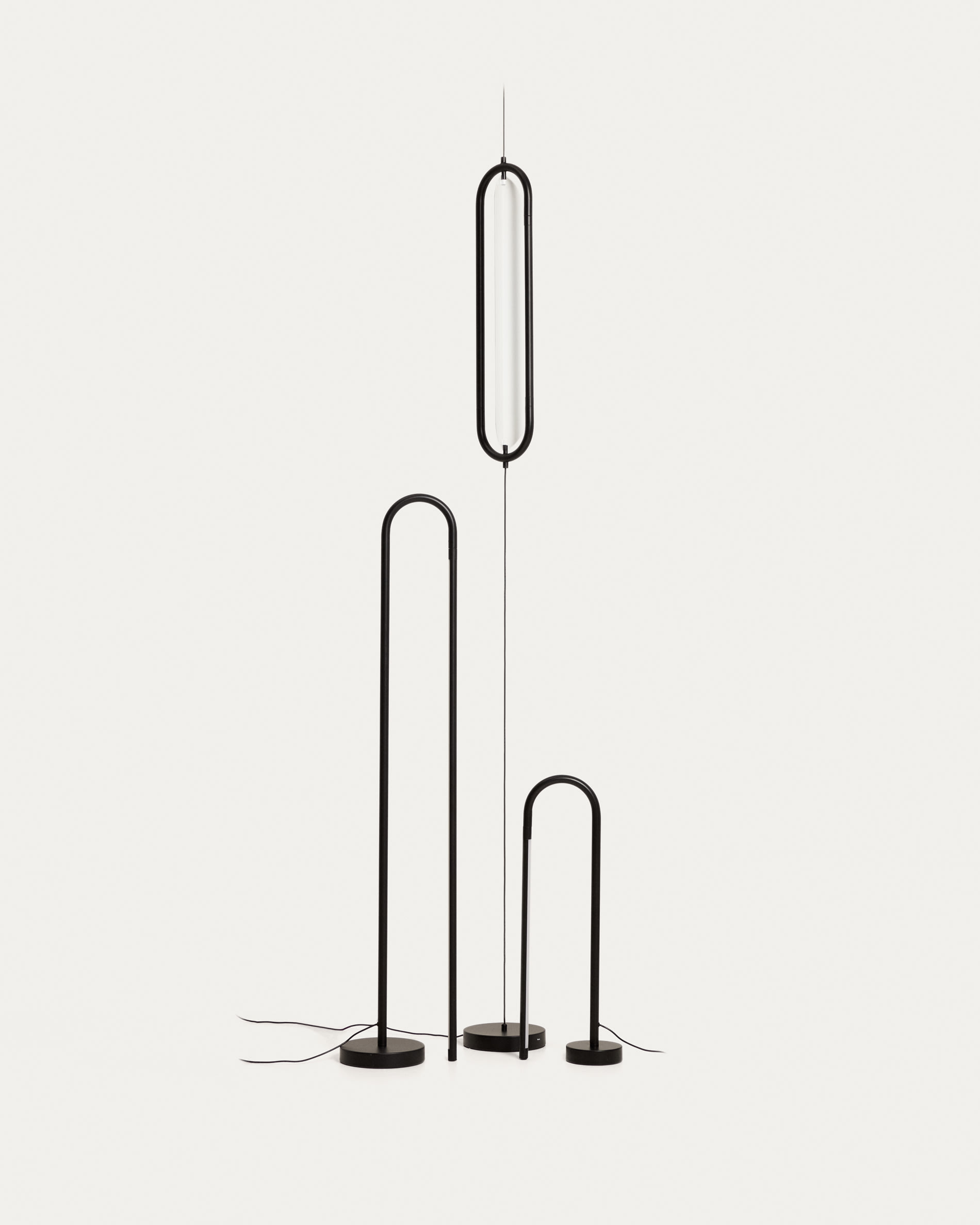 Bow black aluminium floor lamp