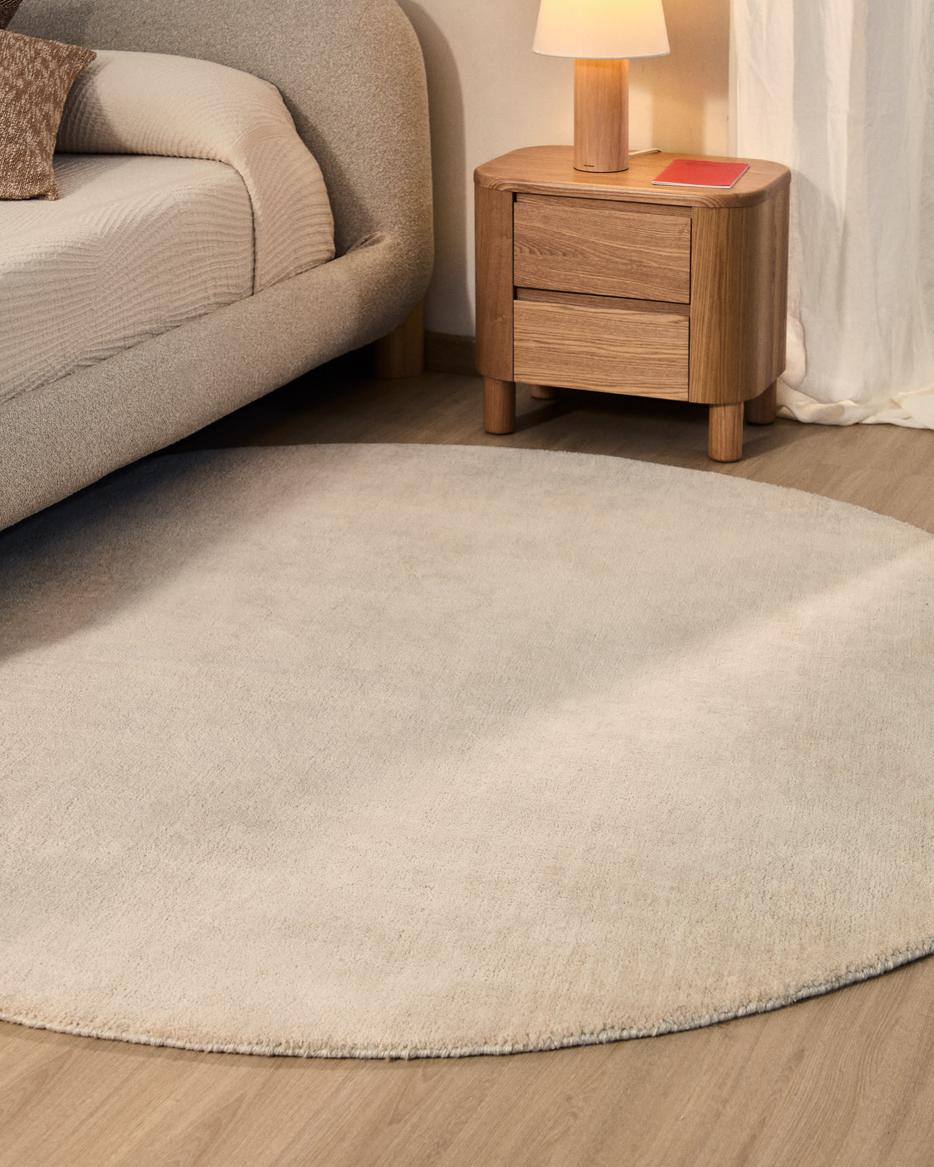 Empuries round rug in ecru Ø200 cm