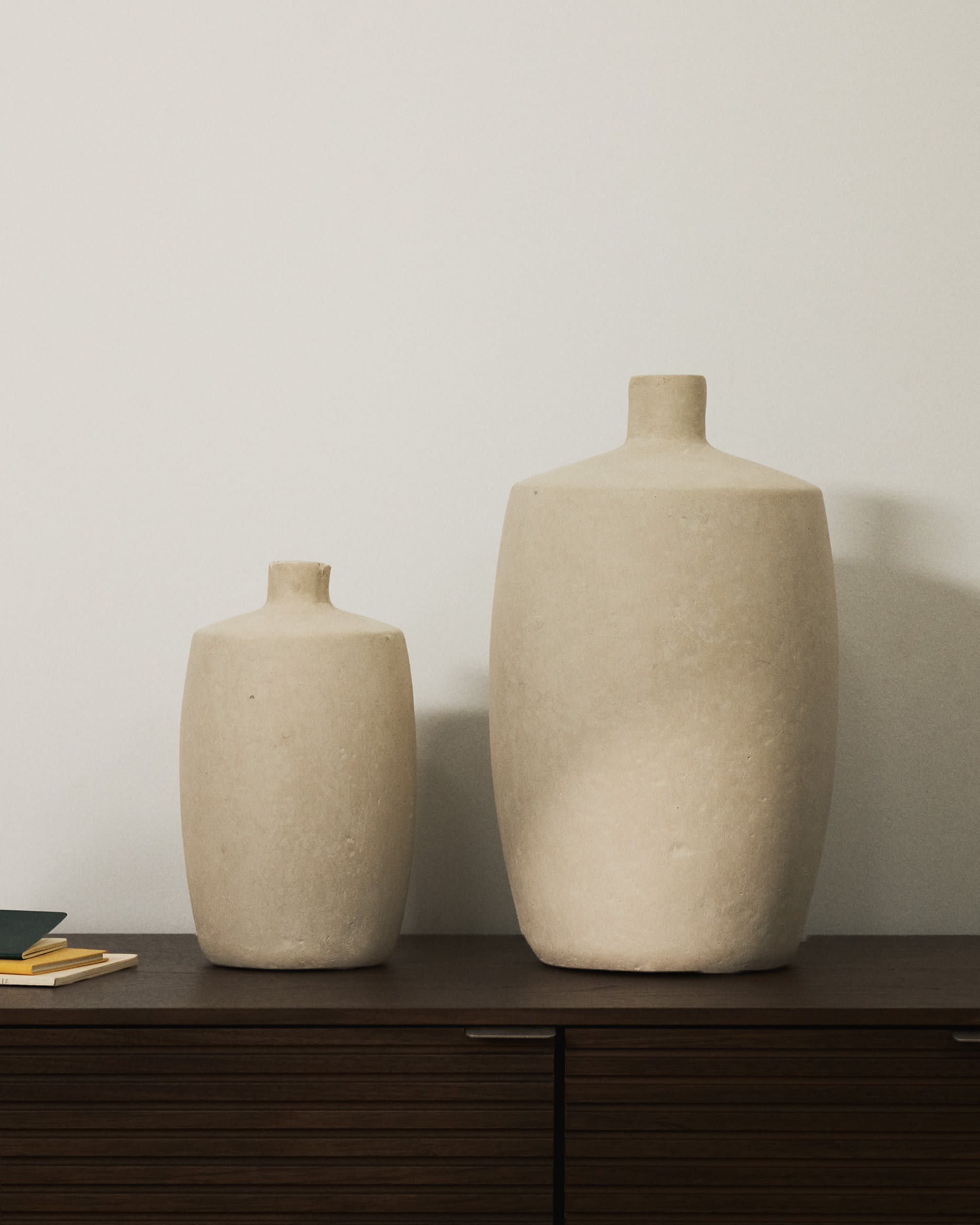 Vase Mireni en papier mâché — Kave Home