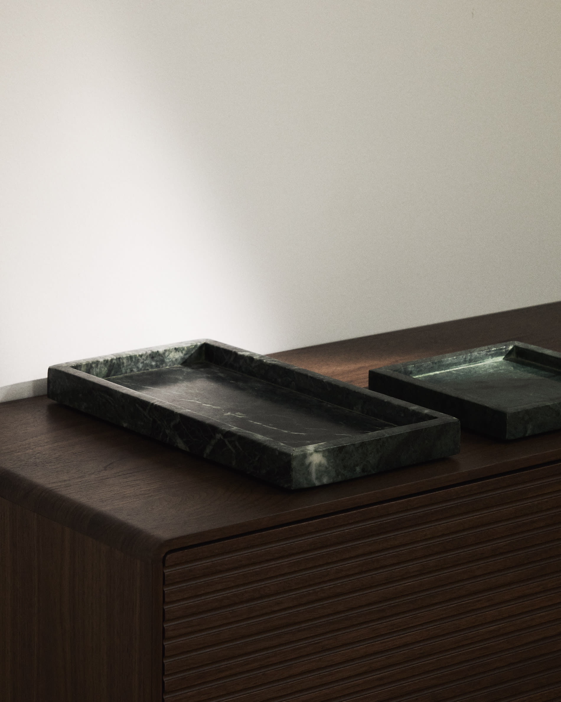 Serela tray in green marble 35 x 18 cm