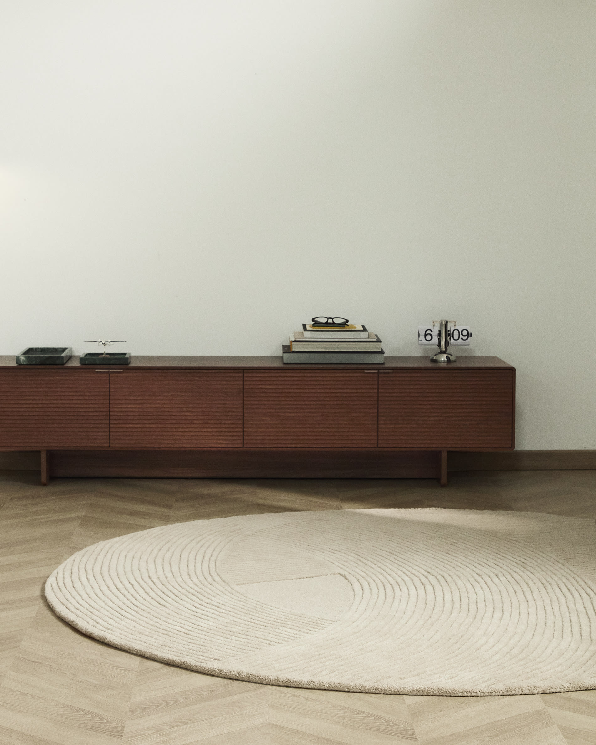 Domm beige wool rug, Ø 200 cm