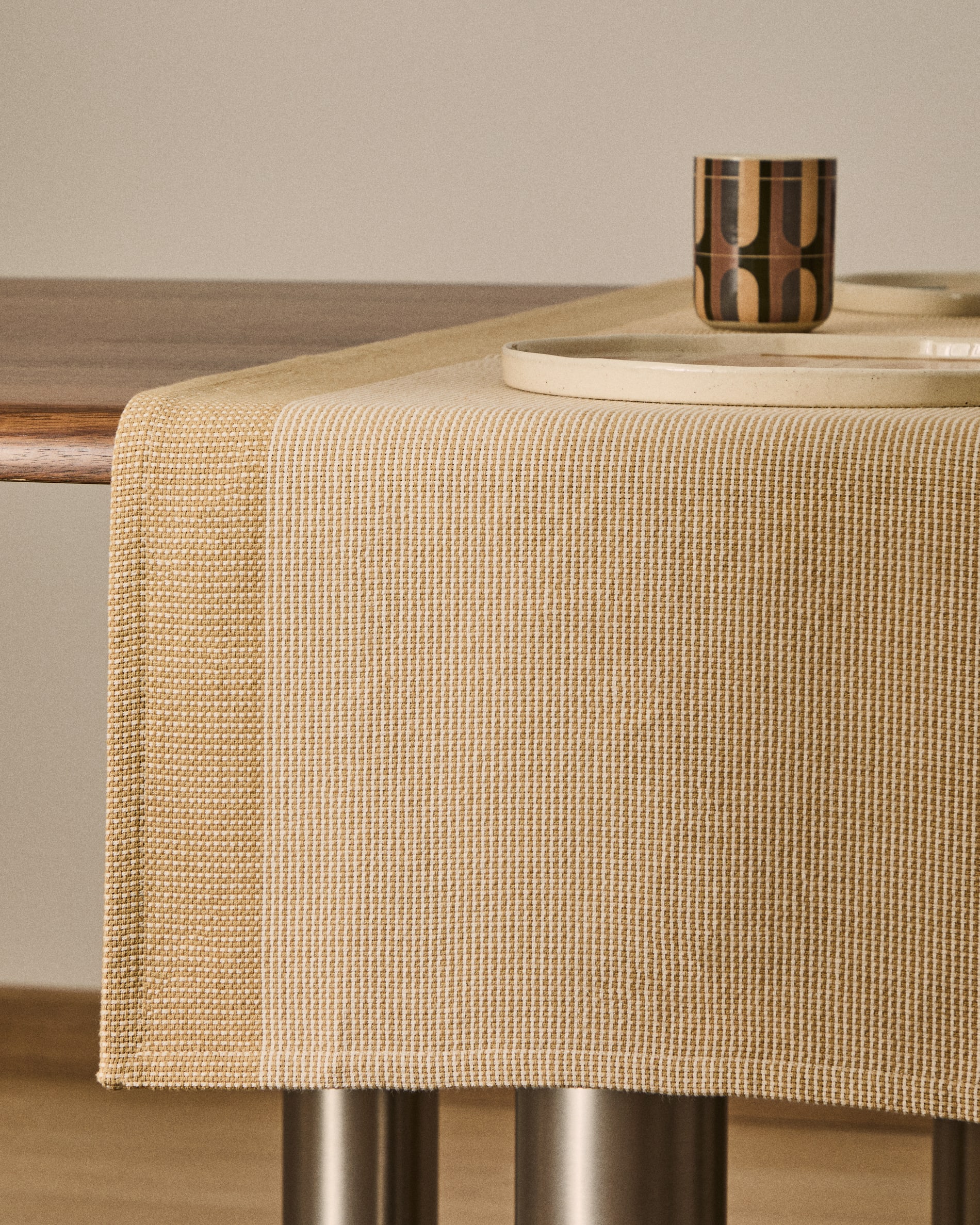 Briven beige 100% cotton table runner 50 x 150cm