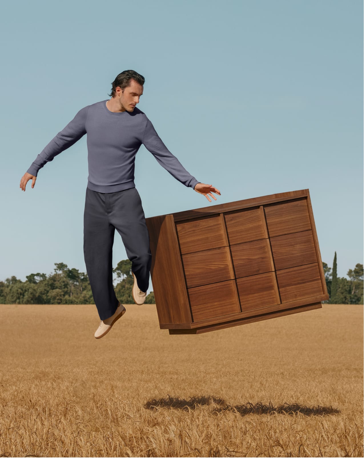 https://d.media.kavehome.com/image/upload/v1756305285/cms/landing-here-to-stay-img-03.jpg