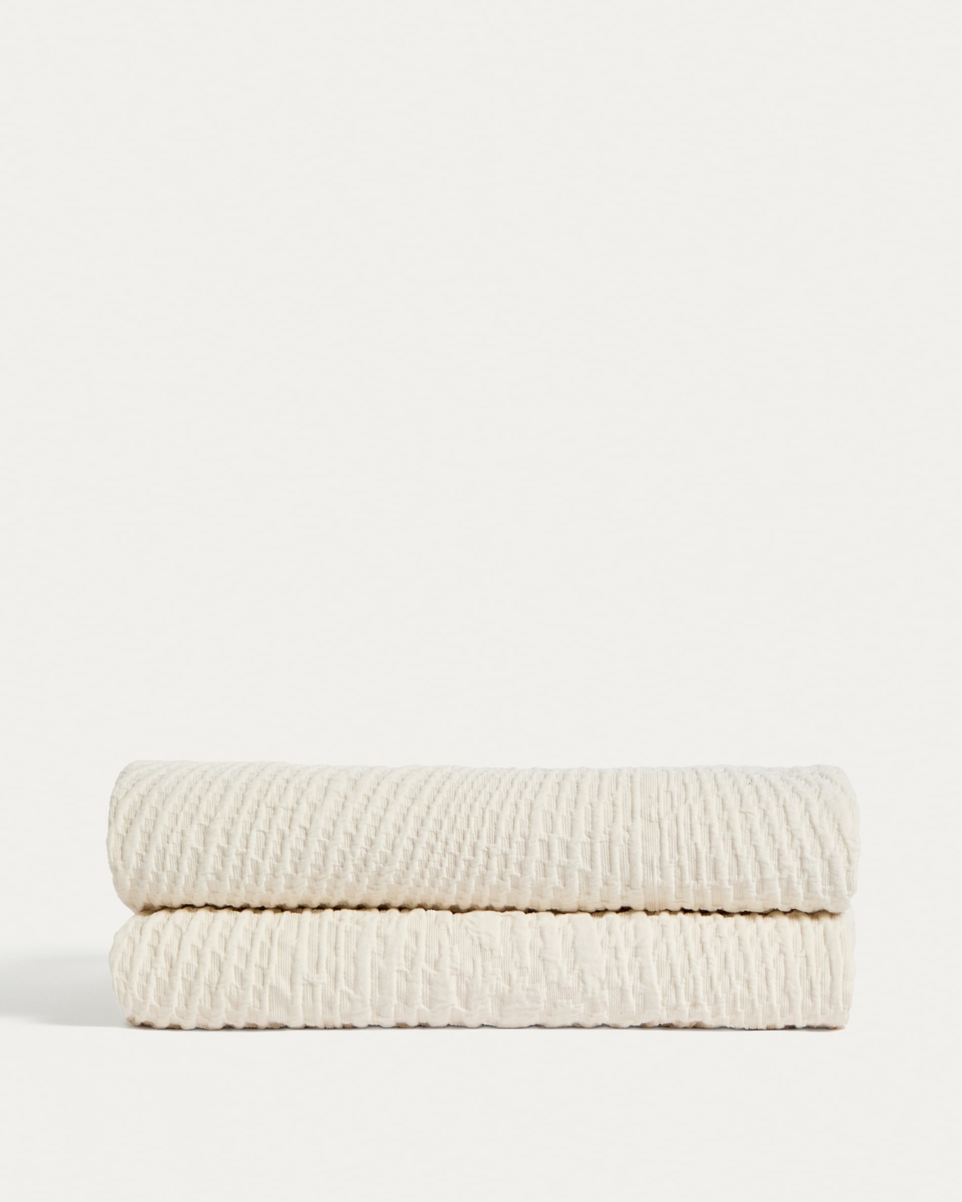 Raylo bedspread in 100% cotton with striped structure for 150/160 cm bed