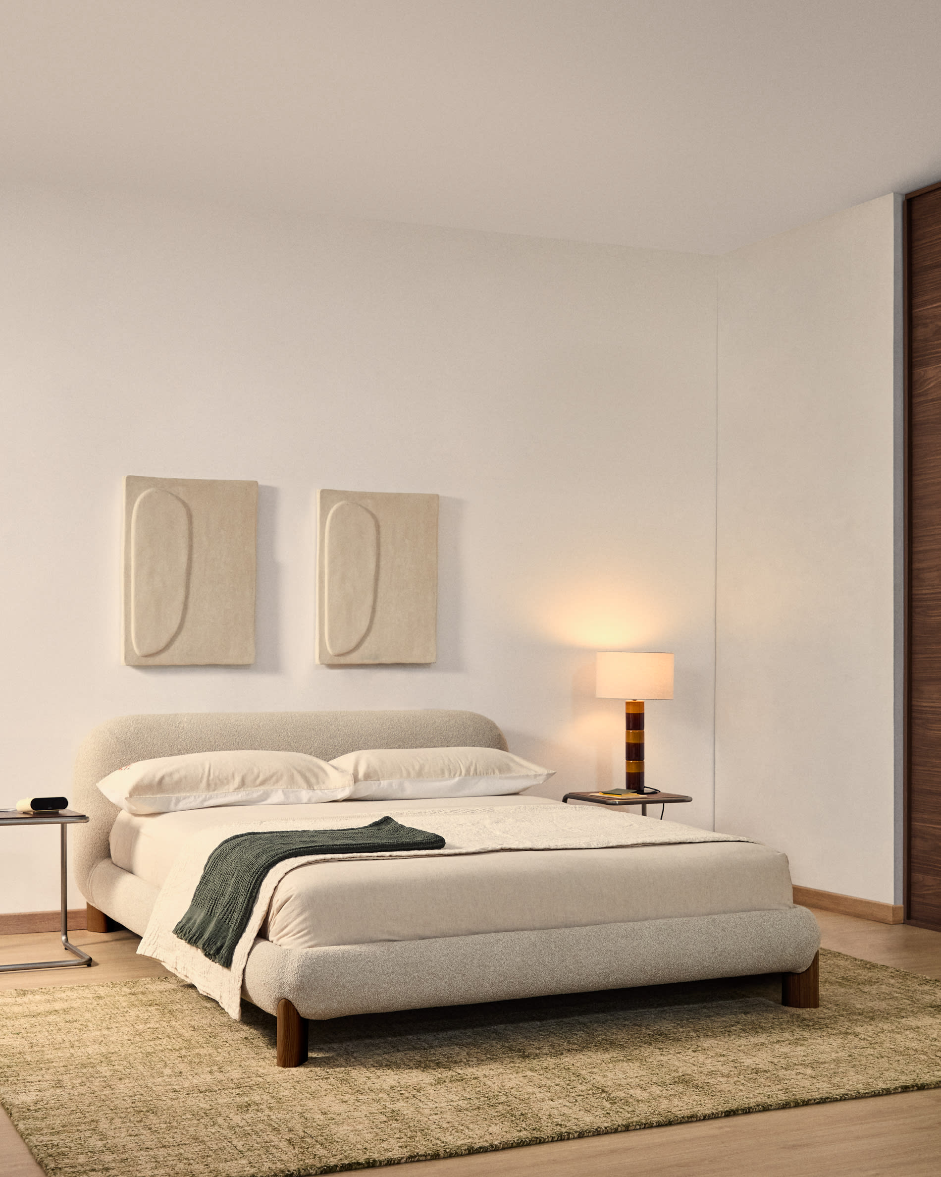 Odina ecru bouclé bed with removable cover and solid ash wood legs with walnut finish for 160 x 200cm mattress