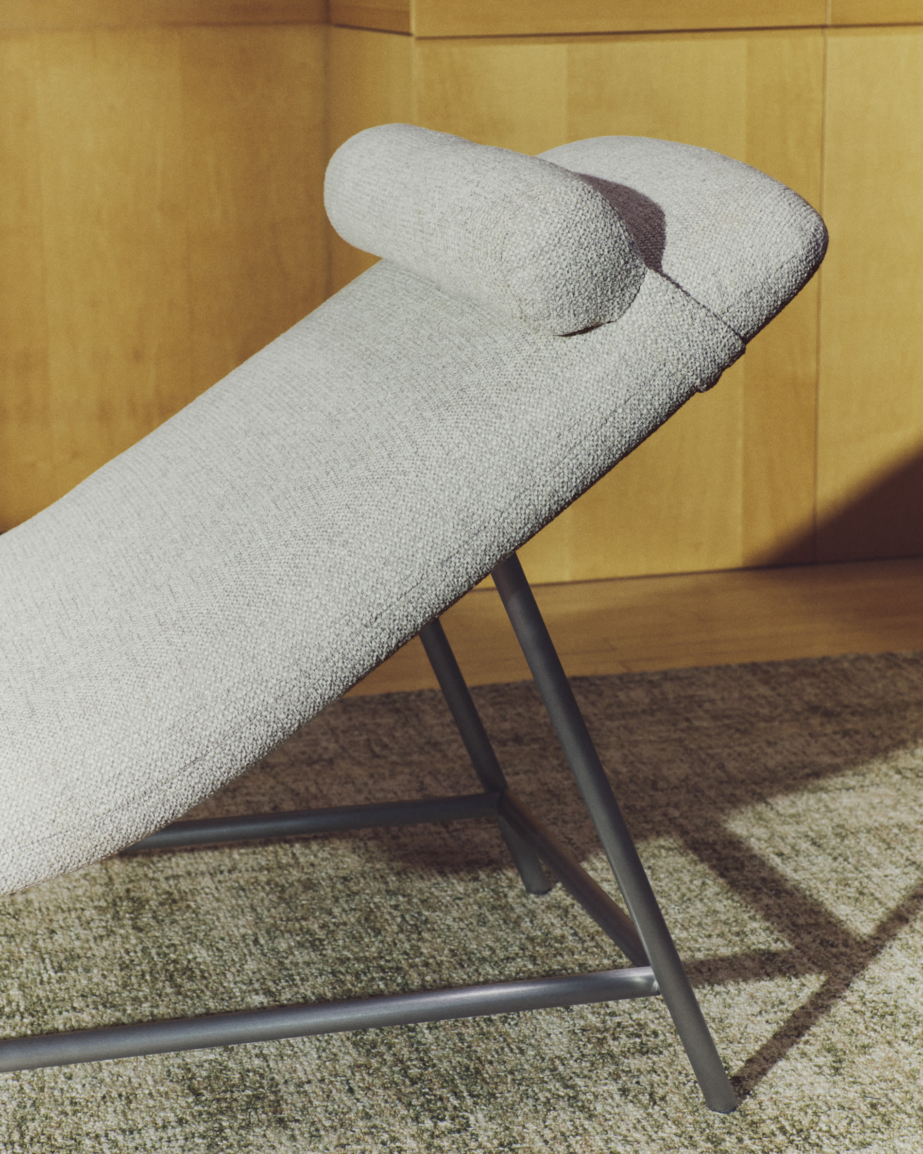 Osla chaise longue in beige chenille with brushed stainless steel legs FSC 100% 175 cm