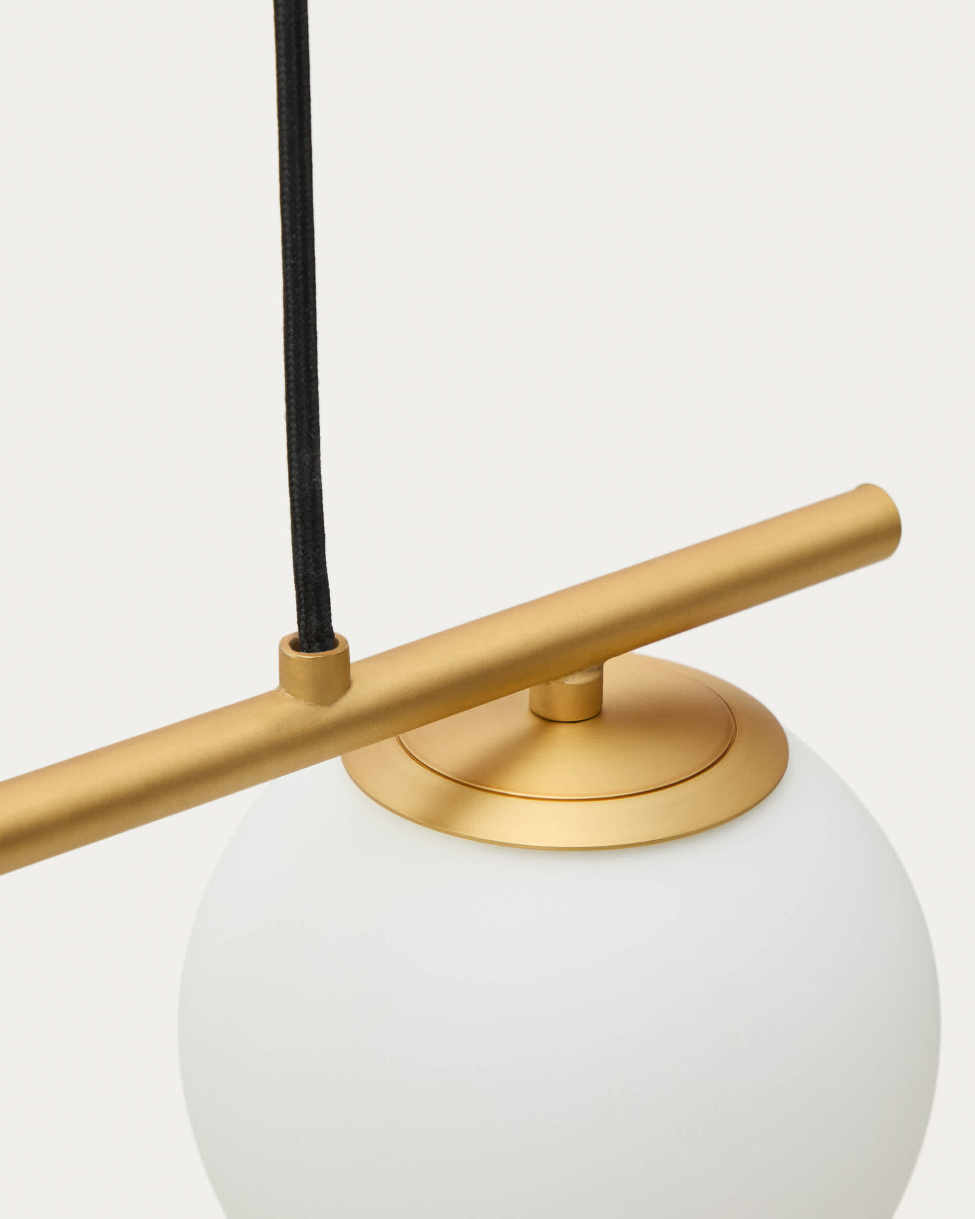 Brisia metal ceiling lamp with brushed brass finish and 3 frosted glass balls Ø15cm