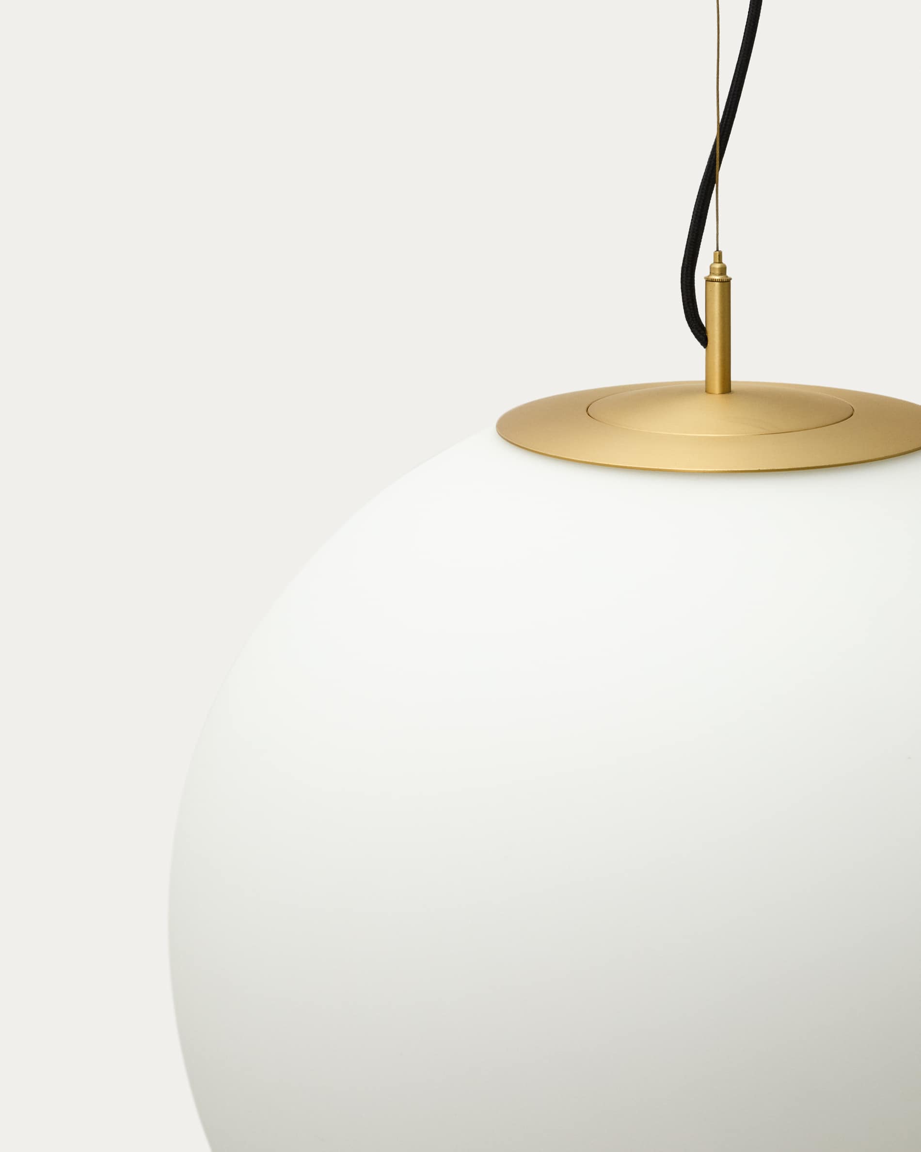 Brisia metal ceiling lamp with brushed brass finish and 1 frosted glass ball Ø50cm