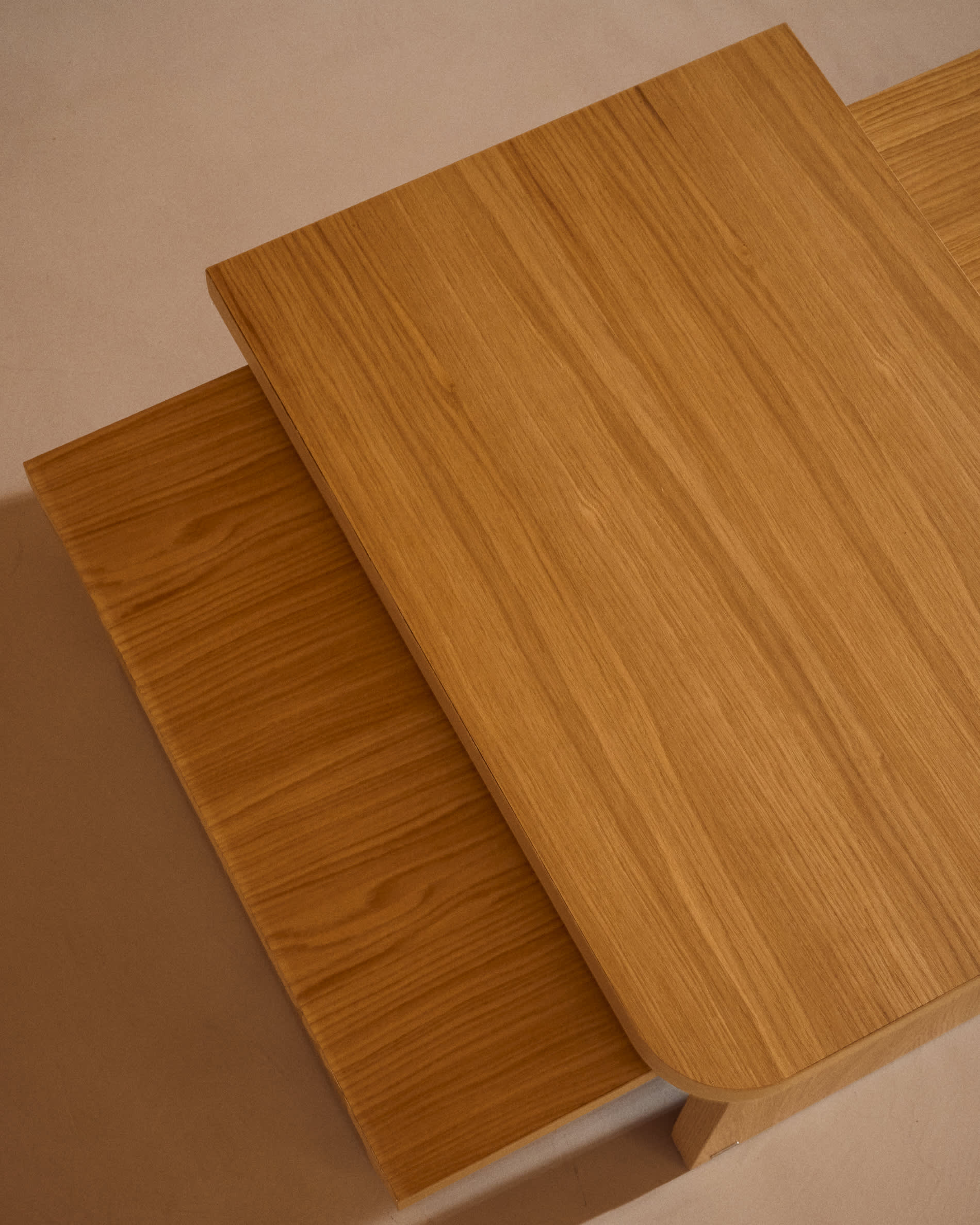 Oaq set of 2 coffee tables in oak wood veneer with natural finish FSC Mix Credit