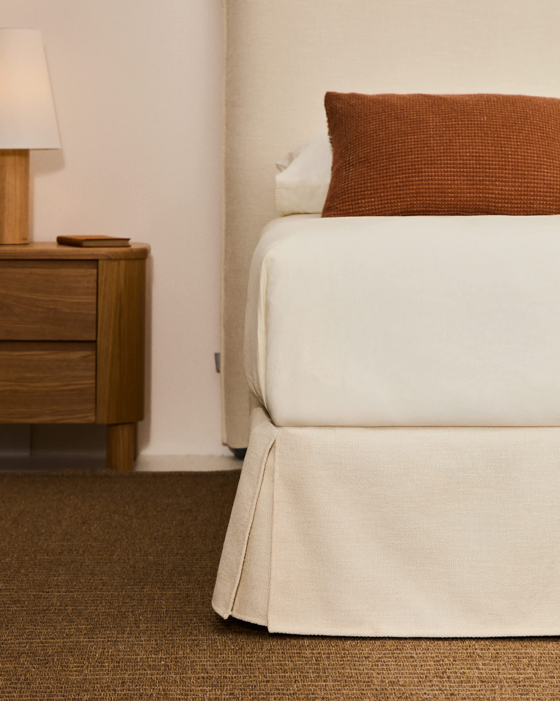Jaira white chenille bed with removable cover for 90x200cm mattress FSC Mix Credit