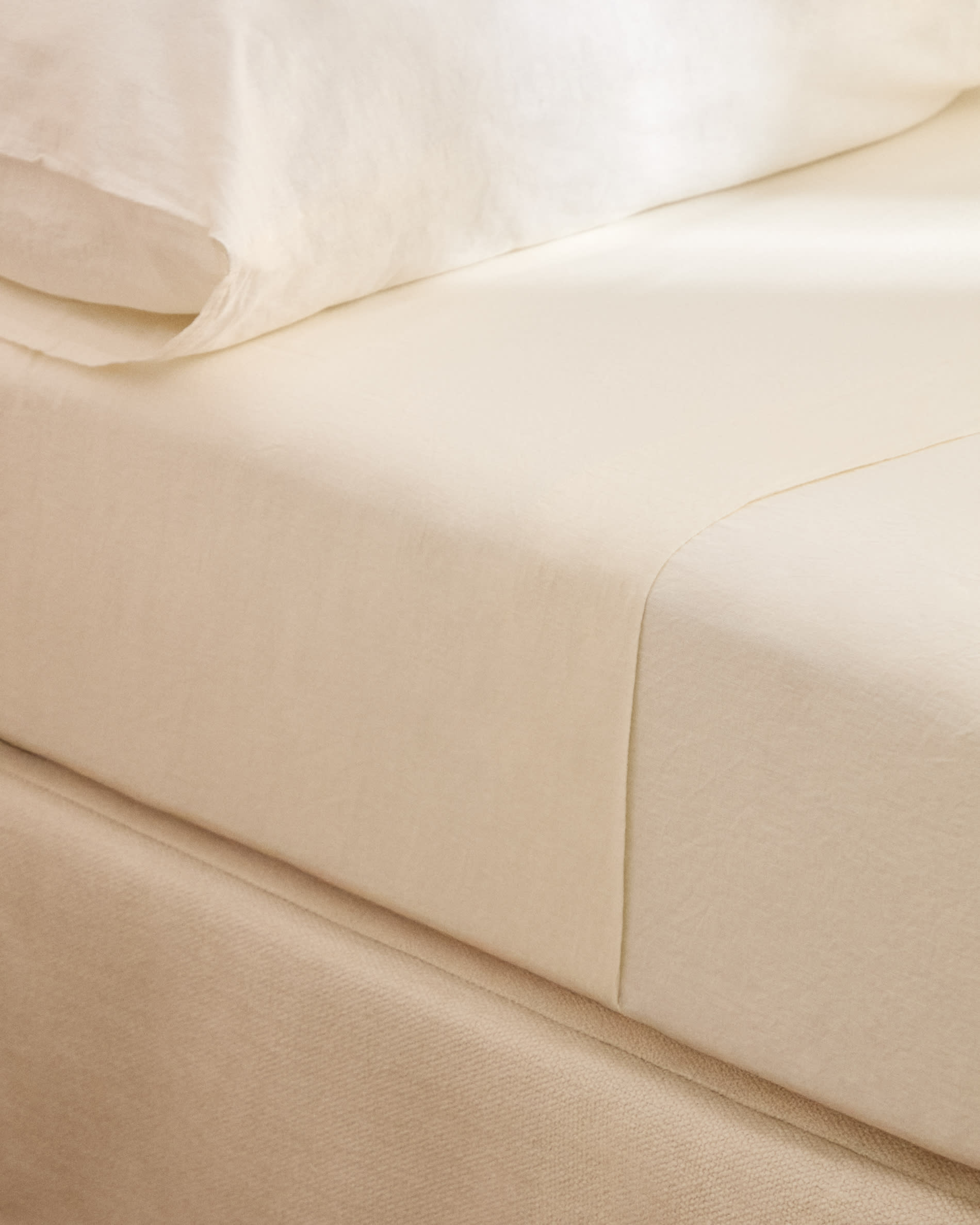 Simmel beige linen blend top sheet for 90 cm bed