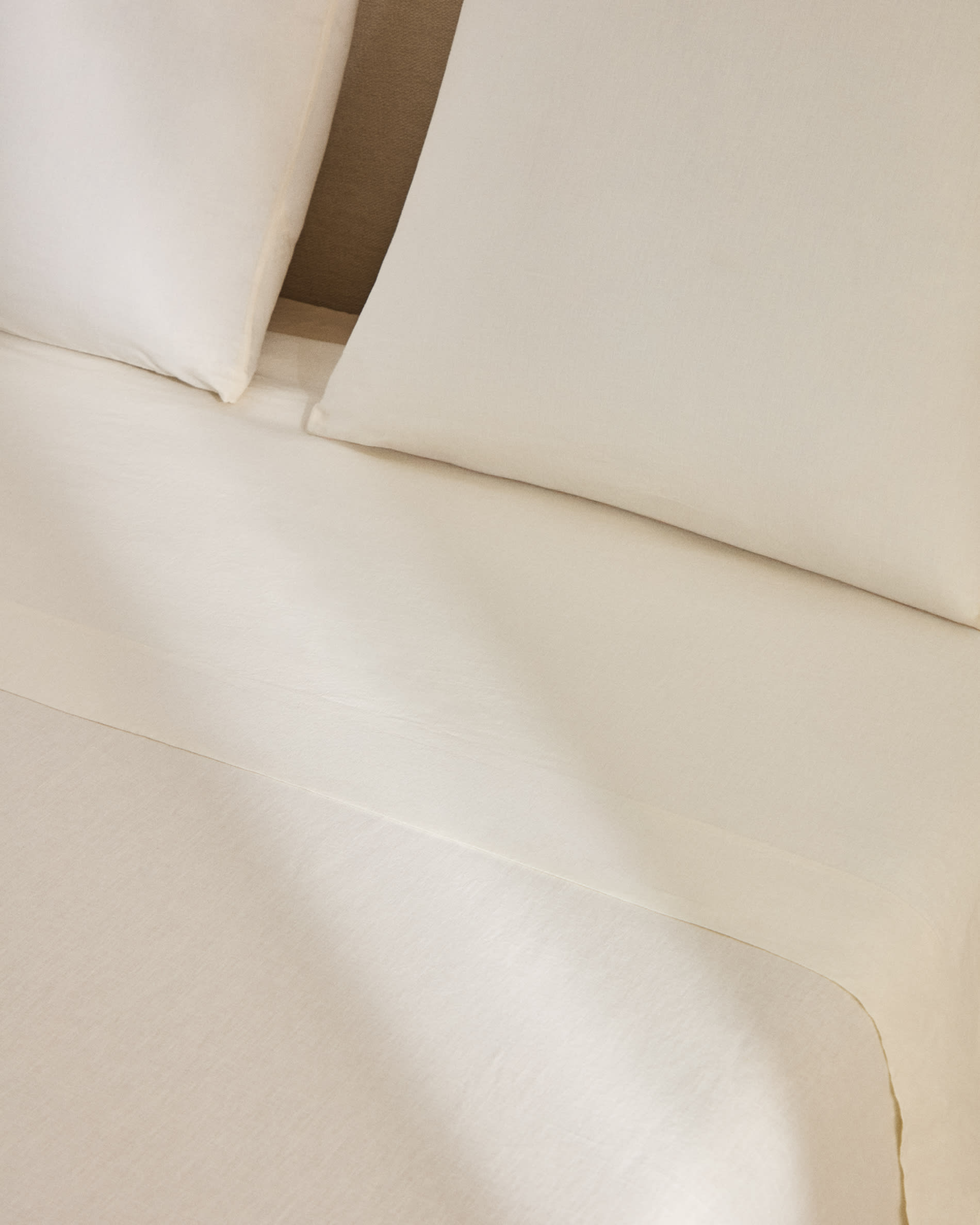Simmel ecru linen blend top sheet for 180 cm bed