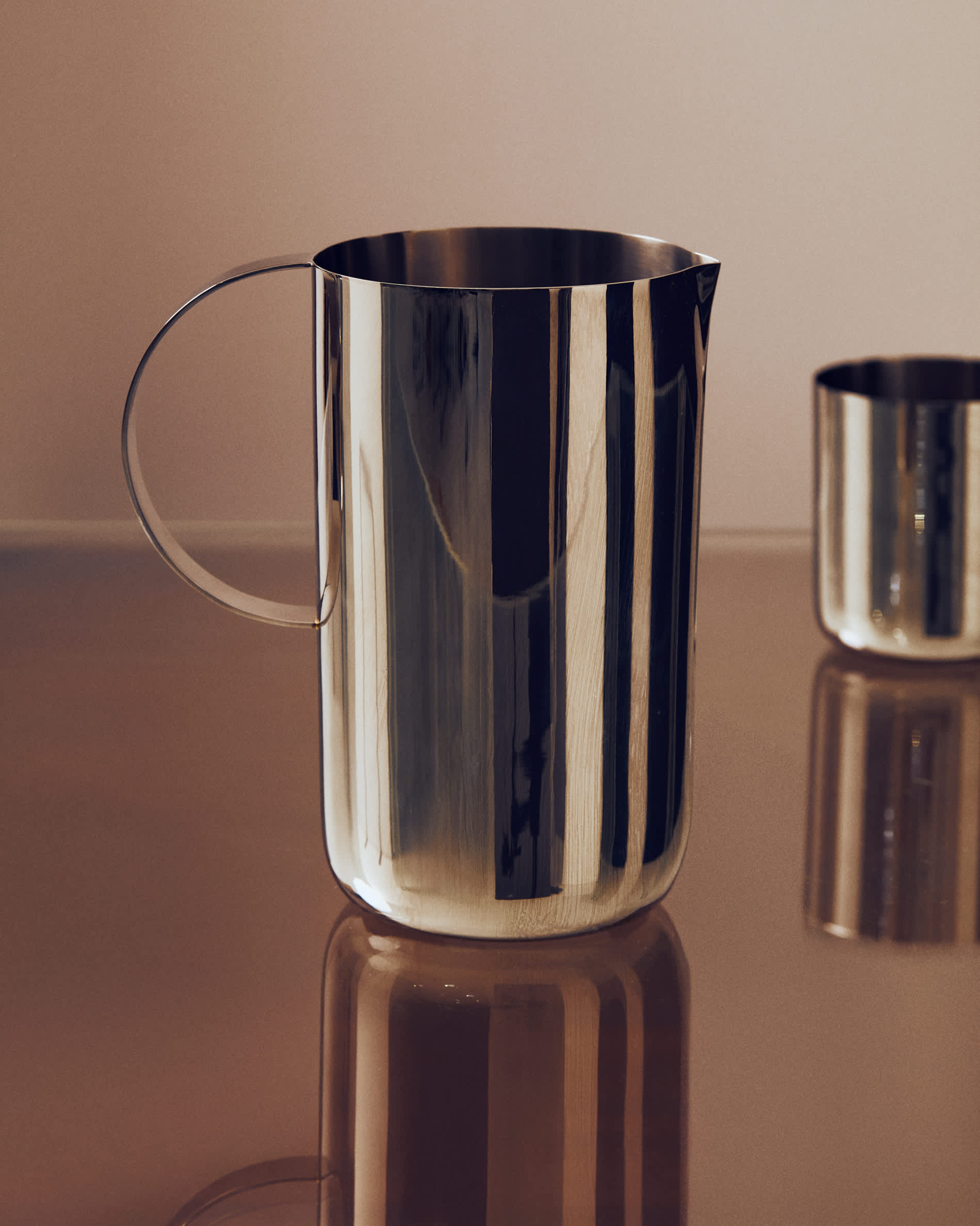 Nirela stainless steel jug
