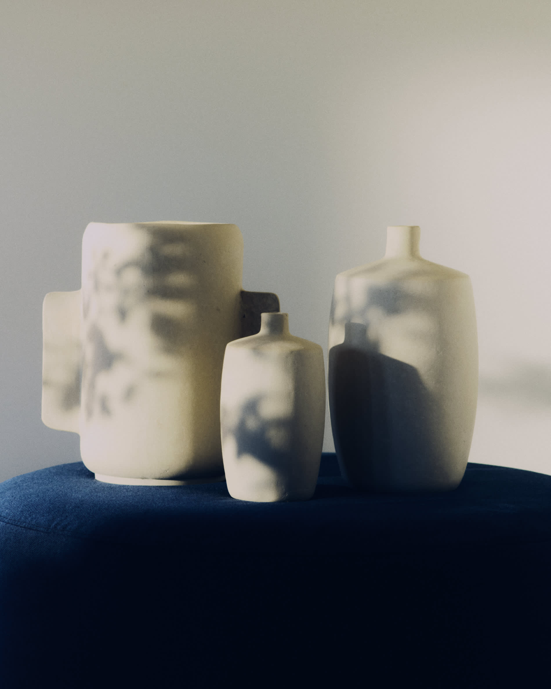 Mireni papier-mâché vase beige Ø 39 cm