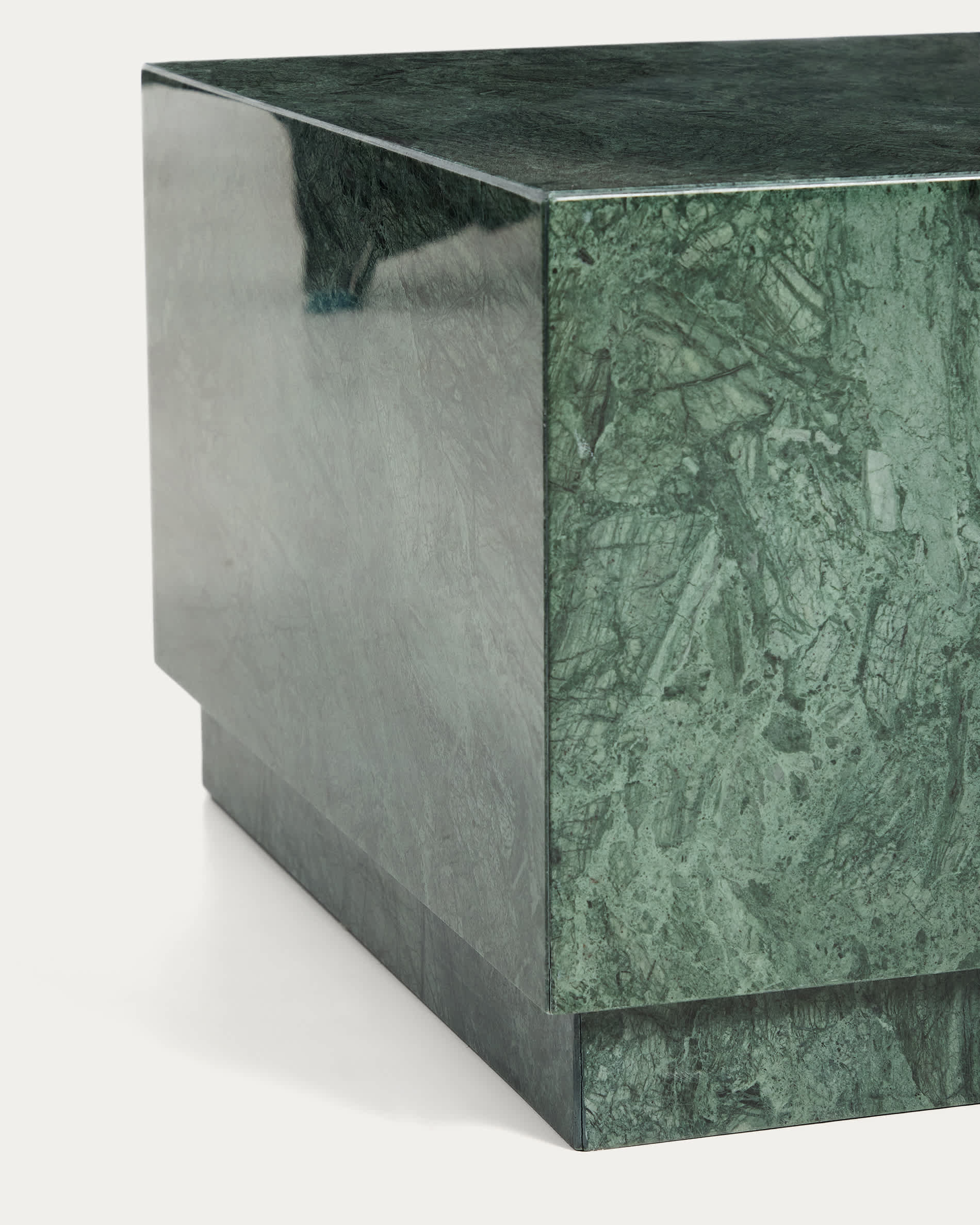 Sorein coffee table in green marble 100 x 50 cm