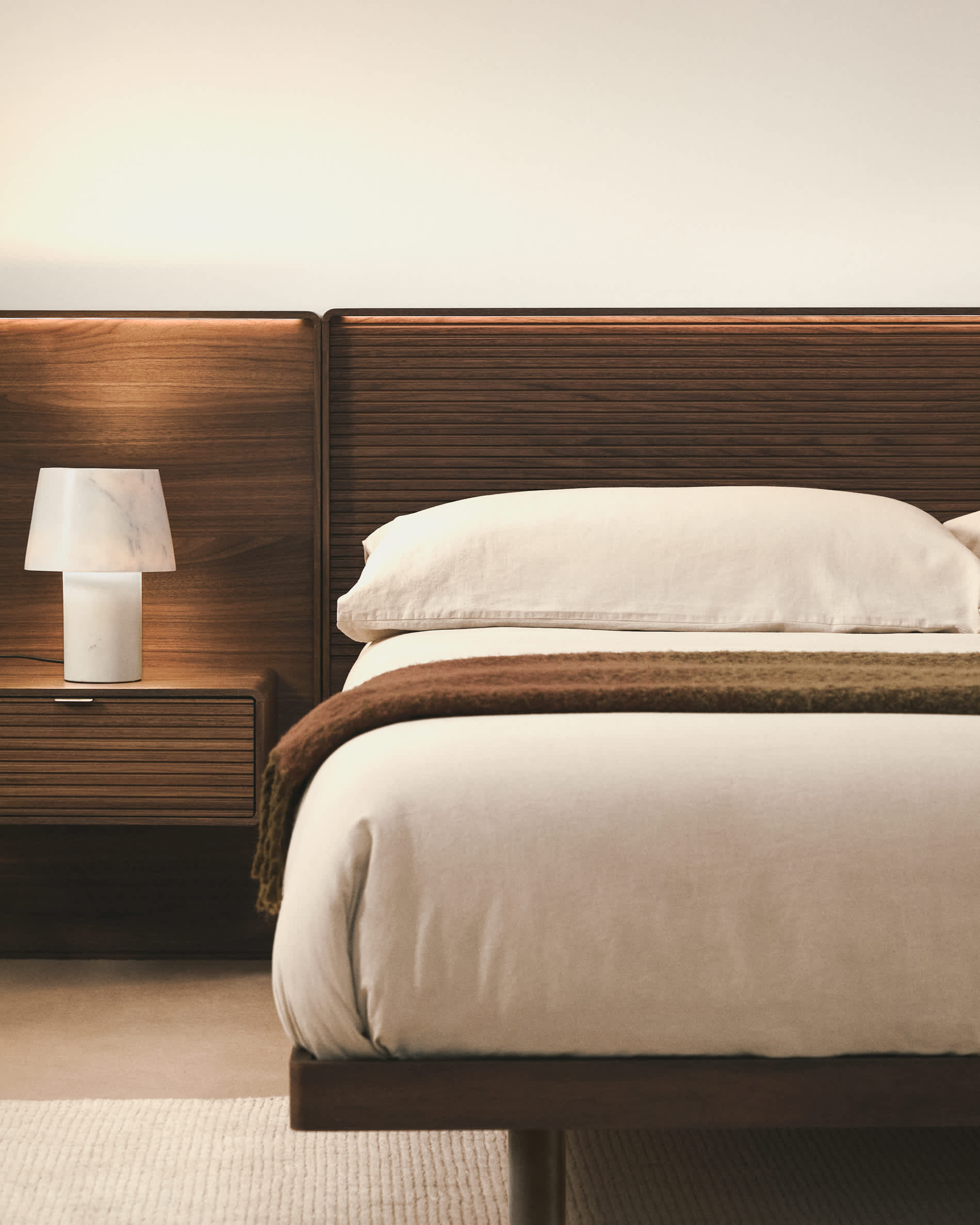 Norlen headboard with 2 bedside tables in walnut veneer with a dark finish and LED light for beds up to 160cm FSC Mix Credit
