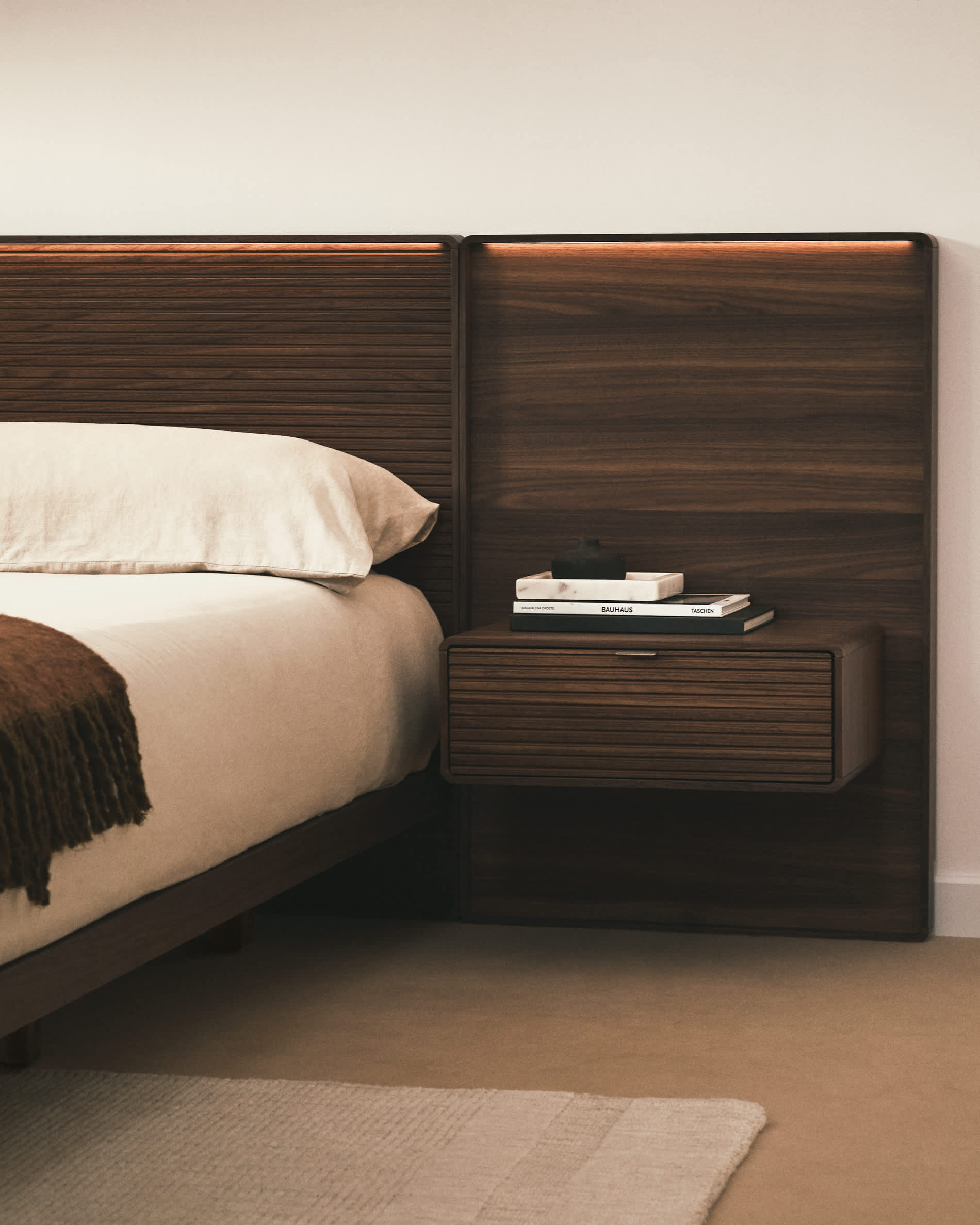 Norlen headboard with 2 bedside tables in walnut veneer with a dark finish and LED light for beds up to 160cm FSC Mix Credit